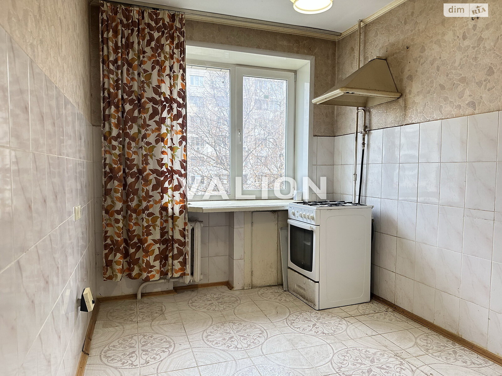 Продажа трехкомнатной квартиры в Киеве, на ул. Авиаконструктора Антонова 11, район Первомайский Массив фото 1