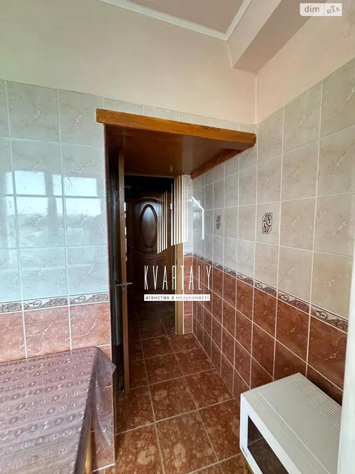 Продаж трикімнатної квартири в Києві, на бул. Чоколівський 19, район Першотравневий Масив фото 1 Продаж трикімнатної квартири в Києві, на бул. Чоколівський 19, район Першотравневий Масив фото 1