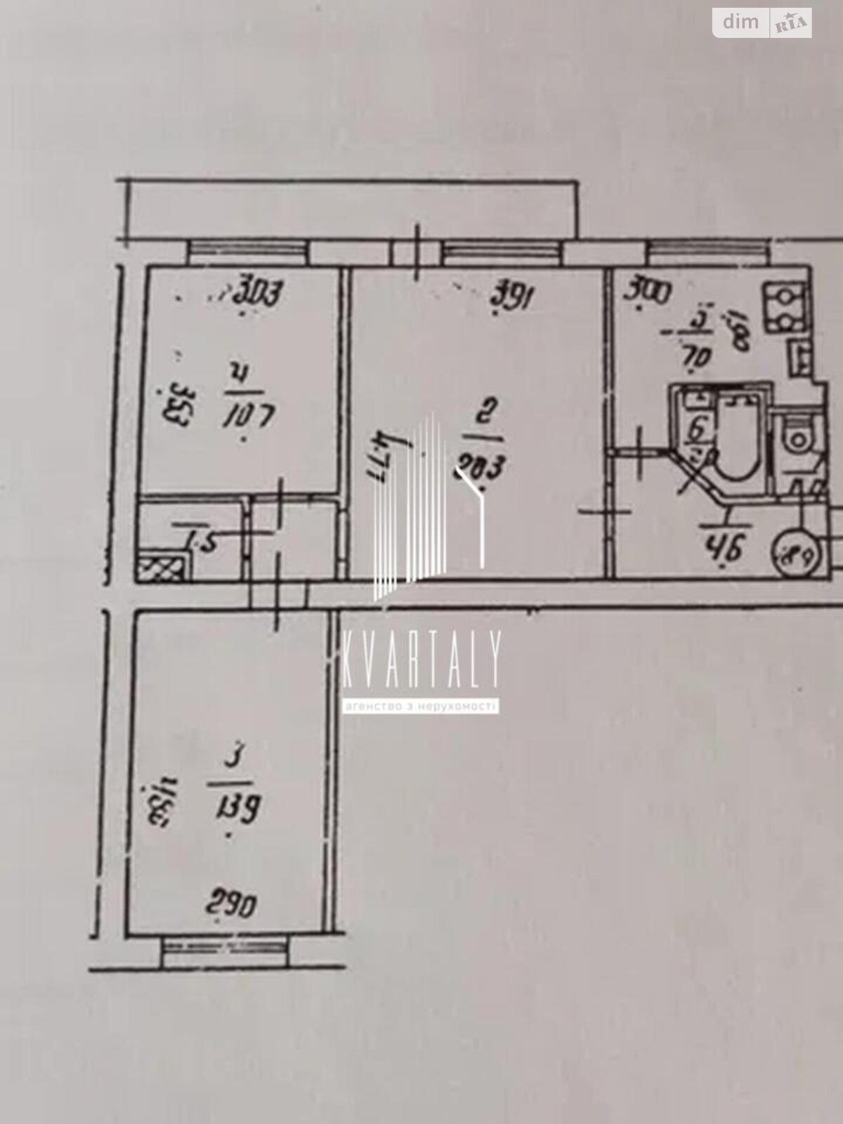 Продаж трикімнатної квартири в Києві, на бул. Чоколівський 19, район Першотравневий Масив фото 1 Продаж трикімнатної квартири в Києві, на бул. Чоколівський 19, район Першотравневий Масив фото 1