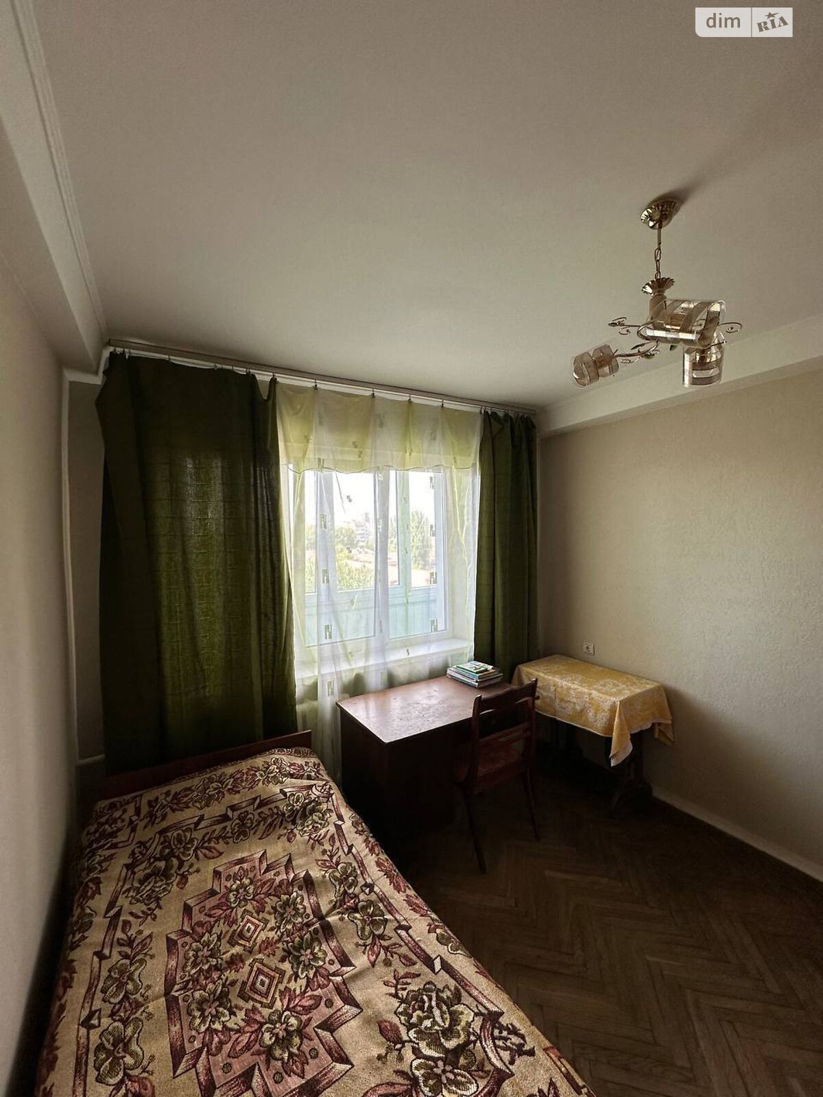 Продажа трехкомнатной квартиры в Киеве, на бул. Чоколовский 19, район Первомайский Массив фото 1 Продажа трехкомнатной квартиры в Киеве, на бул. Чоколовский 19, район Первомайский Массив фото 1