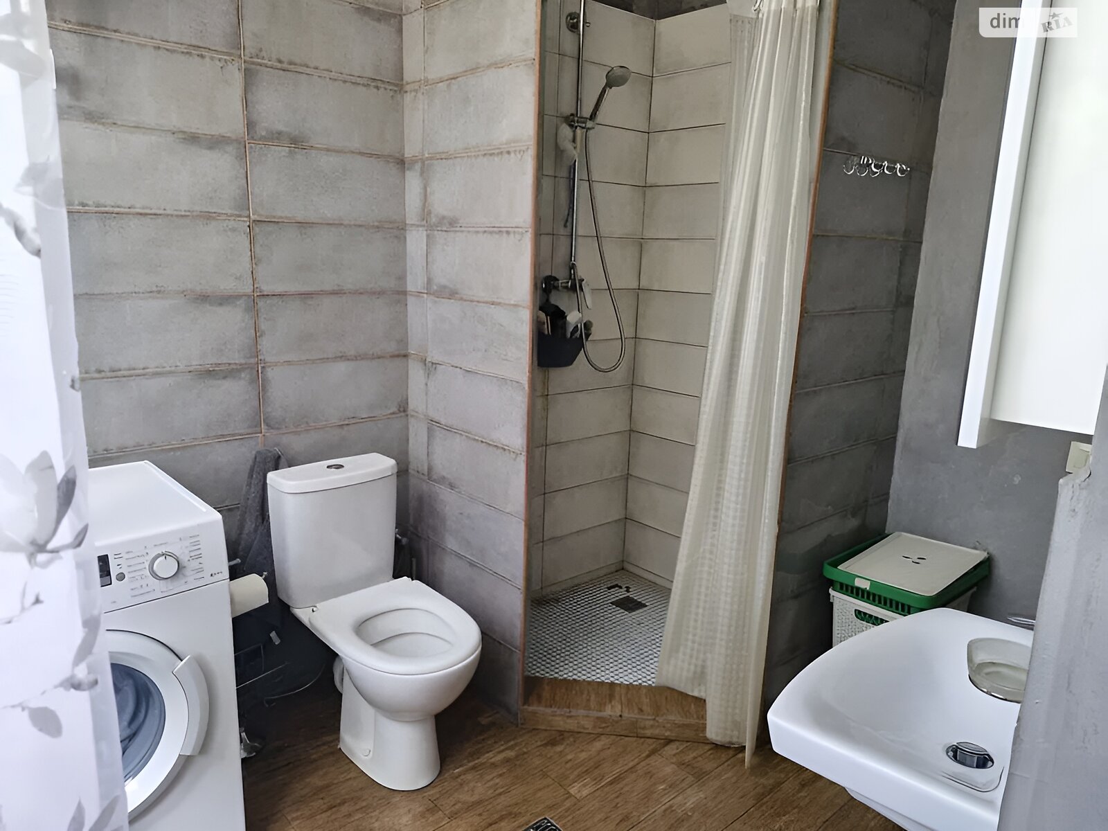 Продаж трикімнатної квартири в Києві, на вул. Джохара Дудаєва 11, район Першотравневий Масив фото 1 Продаж трикімнатної квартири в Києві, на вул. Джохара Дудаєва 11, район Першотравневий Масив фото 1