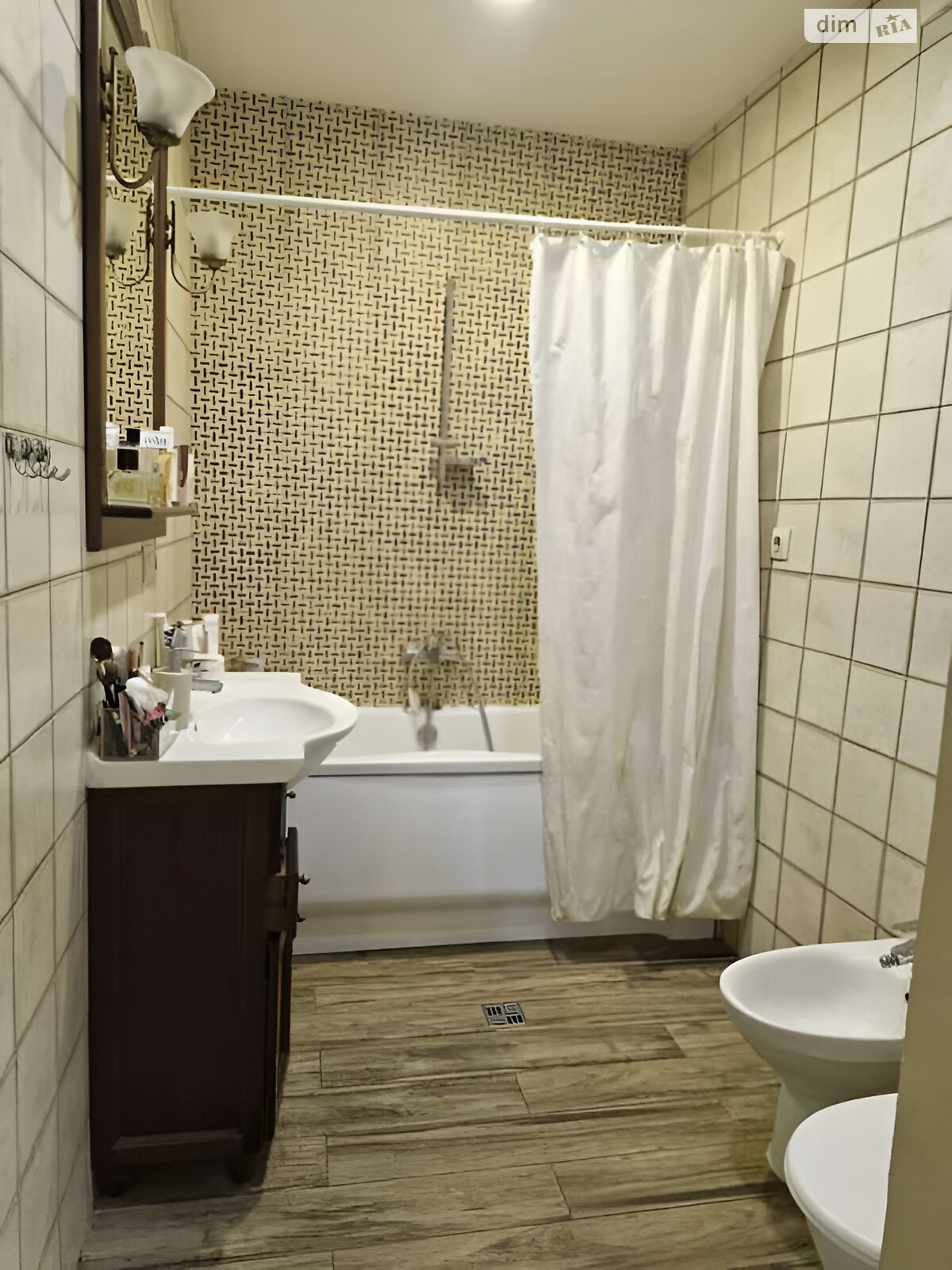 Продаж трикімнатної квартири в Києві, на вул. Джохара Дудаєва 11, район Першотравневий Масив фото 1 Продаж трикімнатної квартири в Києві, на вул. Джохара Дудаєва 11, район Першотравневий Масив фото 1