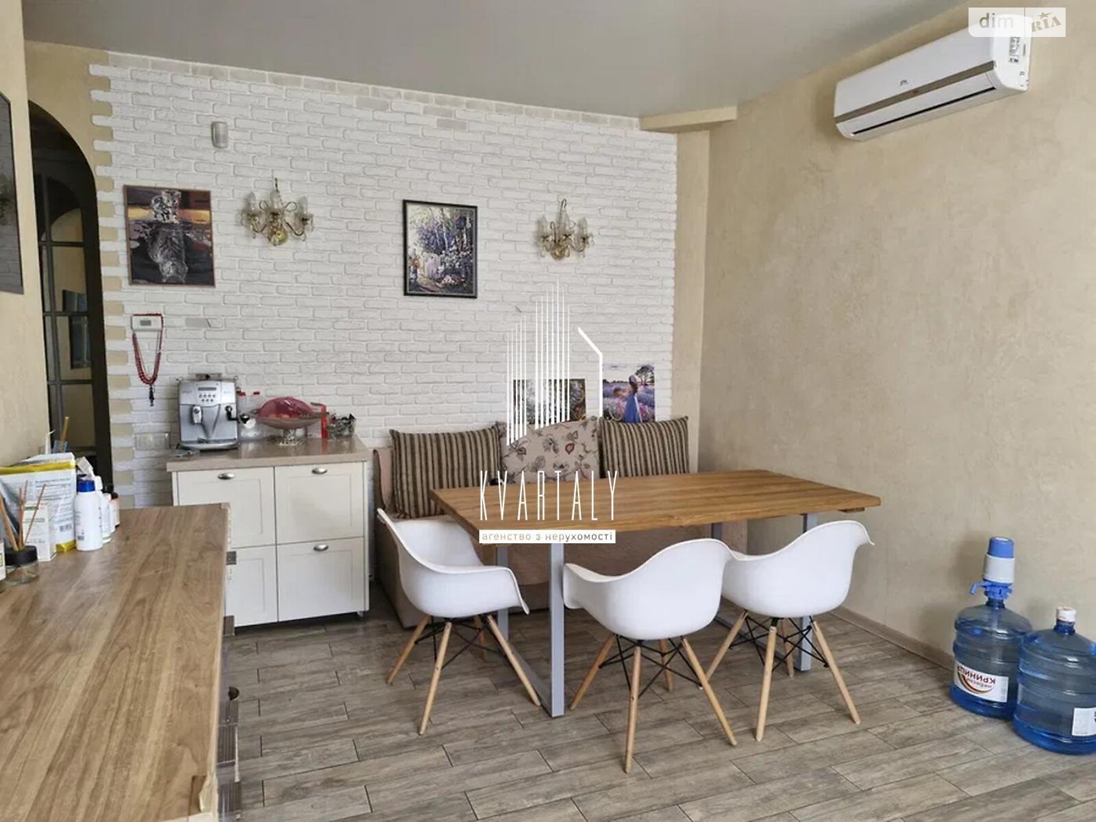 Продажа трехкомнатной квартиры в Киеве, на ул. Джохара Дудаева 11, район Первомайский Массив фото 1 Продажа трехкомнатной квартиры в Киеве, на ул. Джохара Дудаева 11, район Первомайский Массив фото 1
