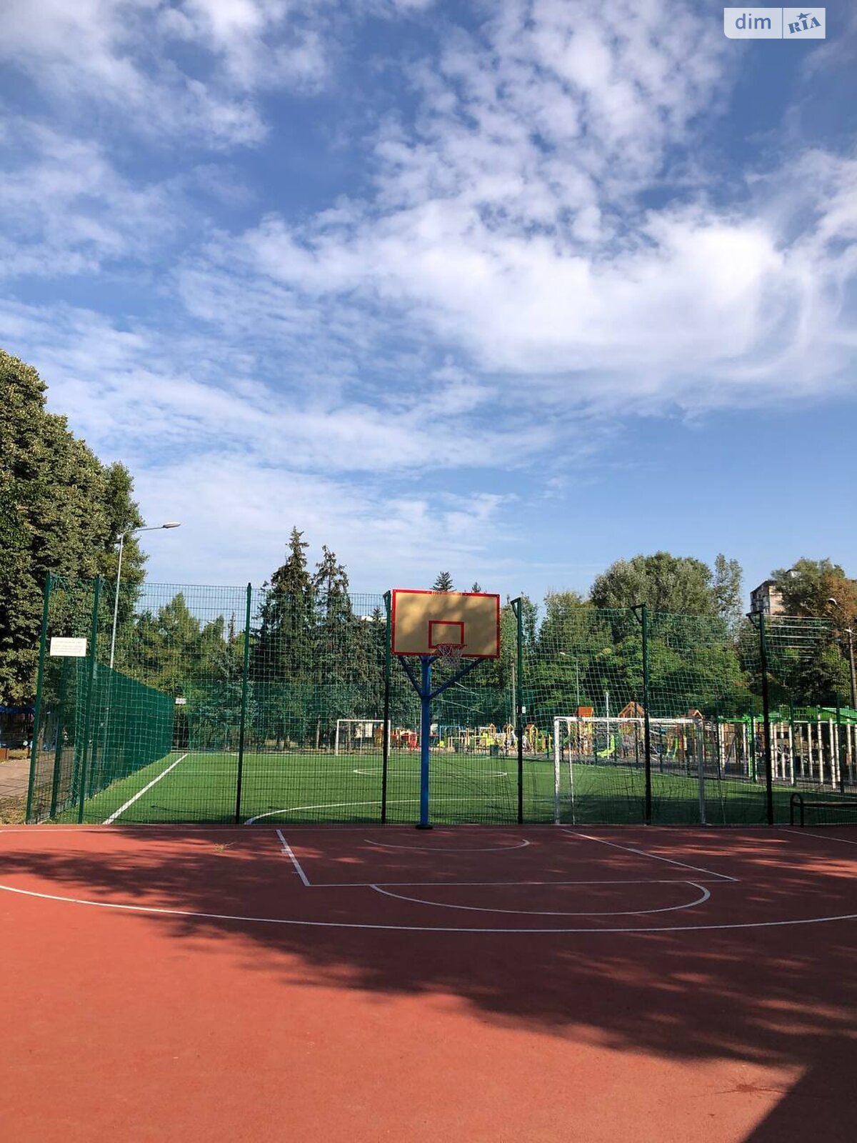 Продажа однокомнатной квартиры в Киеве, на ул. Ереванская 31/1, район Первомайский Массив фото 1 Продажа однокомнатной квартиры в Киеве, на ул. Ереванская 31/1, район Первомайский Массив фото 1