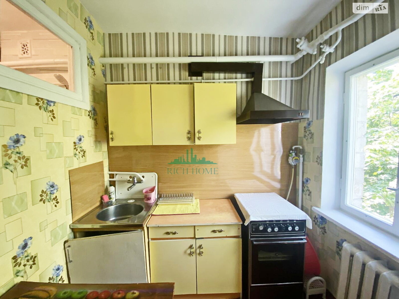Продажа двухкомнатной квартиры в Киеве, на ул. Ереванская 10, район Первомайский Массив фото 1 Продажа двухкомнатной квартиры в Киеве, на ул. Ереванская 10, район Первомайский Массив фото 1