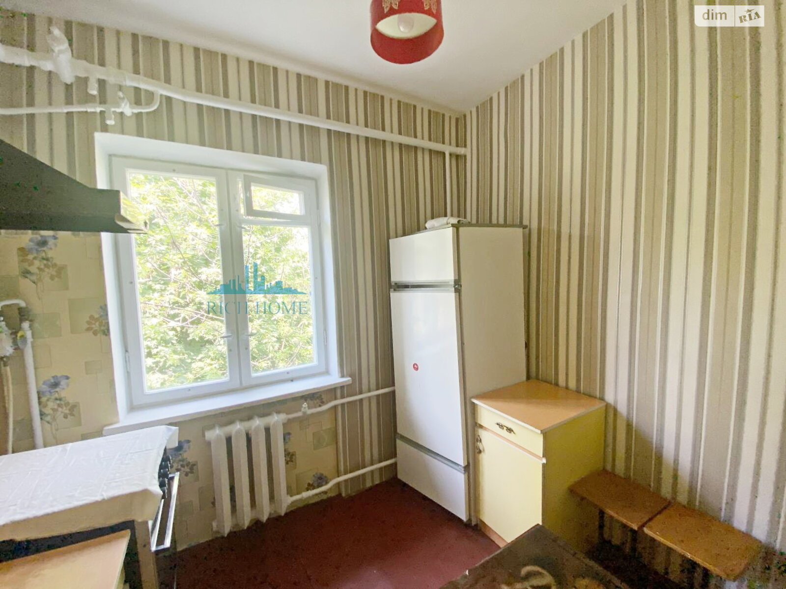 Продажа двухкомнатной квартиры в Киеве, на ул. Ереванская 10, район Первомайский Массив фото 1 Продажа двухкомнатной квартиры в Киеве, на ул. Ереванская 10, район Первомайский Массив фото 1