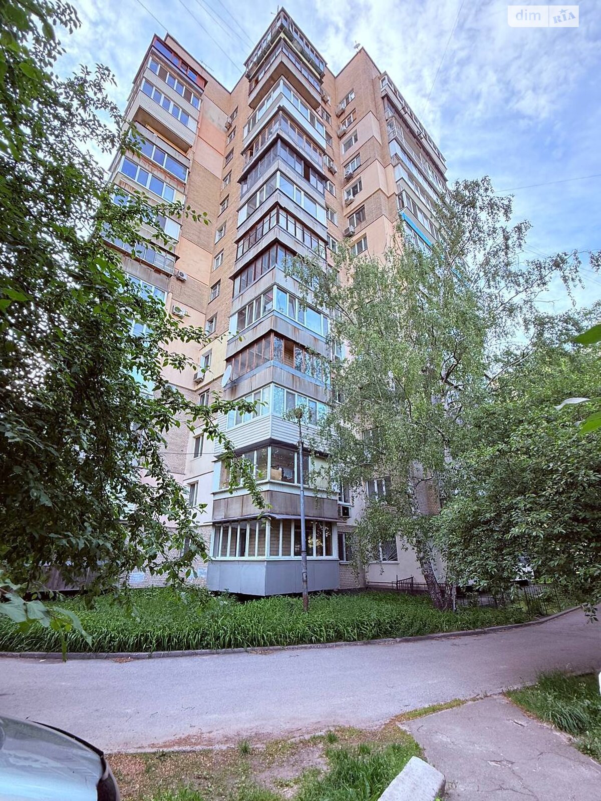 Продаж двокімнатної квартири в Києві, на вул. Єреванська 32, район Першотравневий Масив фото 1 Продаж двокімнатної квартири в Києві, на вул. Єреванська 32, район Першотравневий Масив фото 1