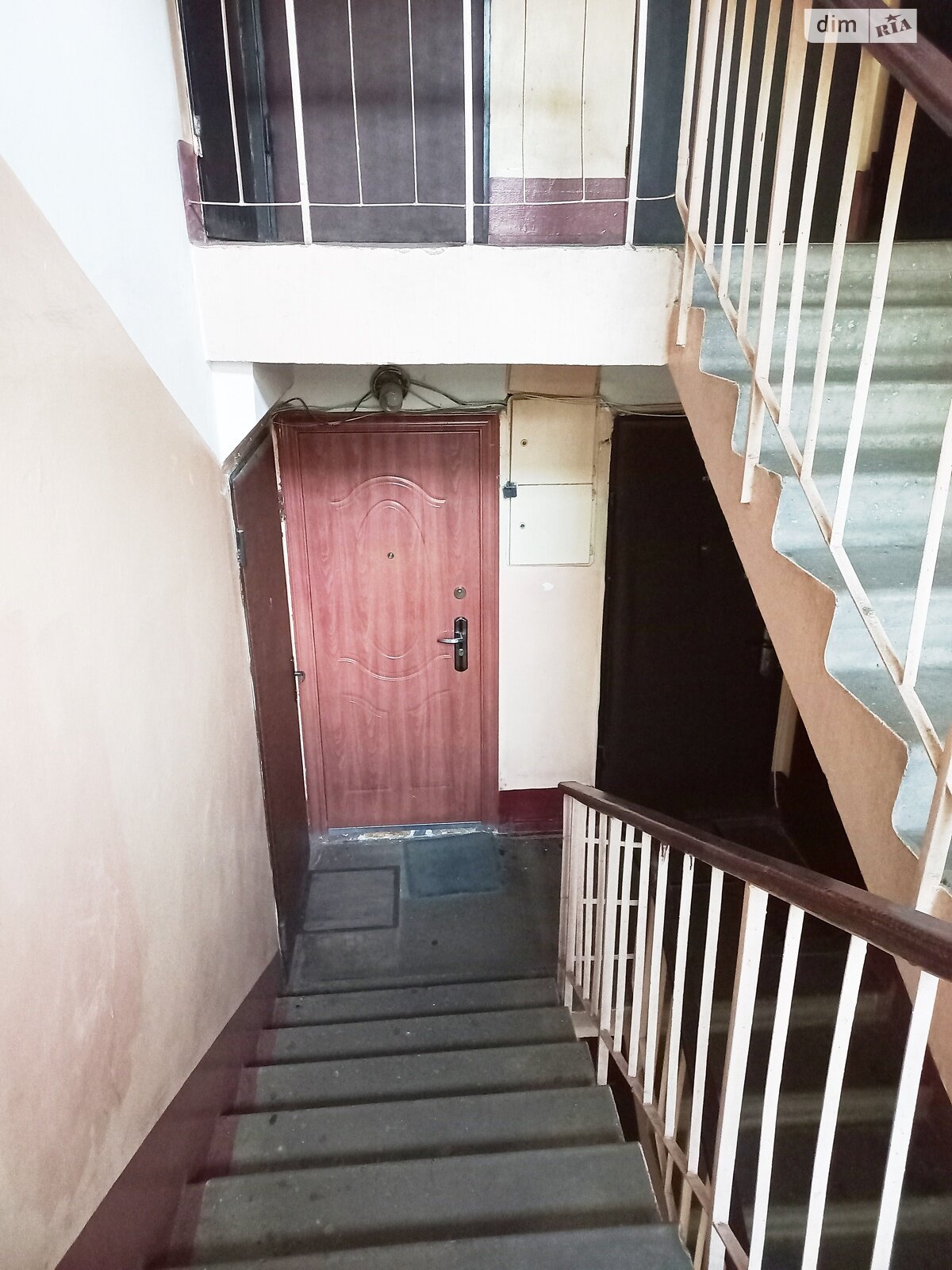 Продаж двокімнатної квартири в Києві, на вул. Єреванська 14Г, район Першотравневий Масив фото 1