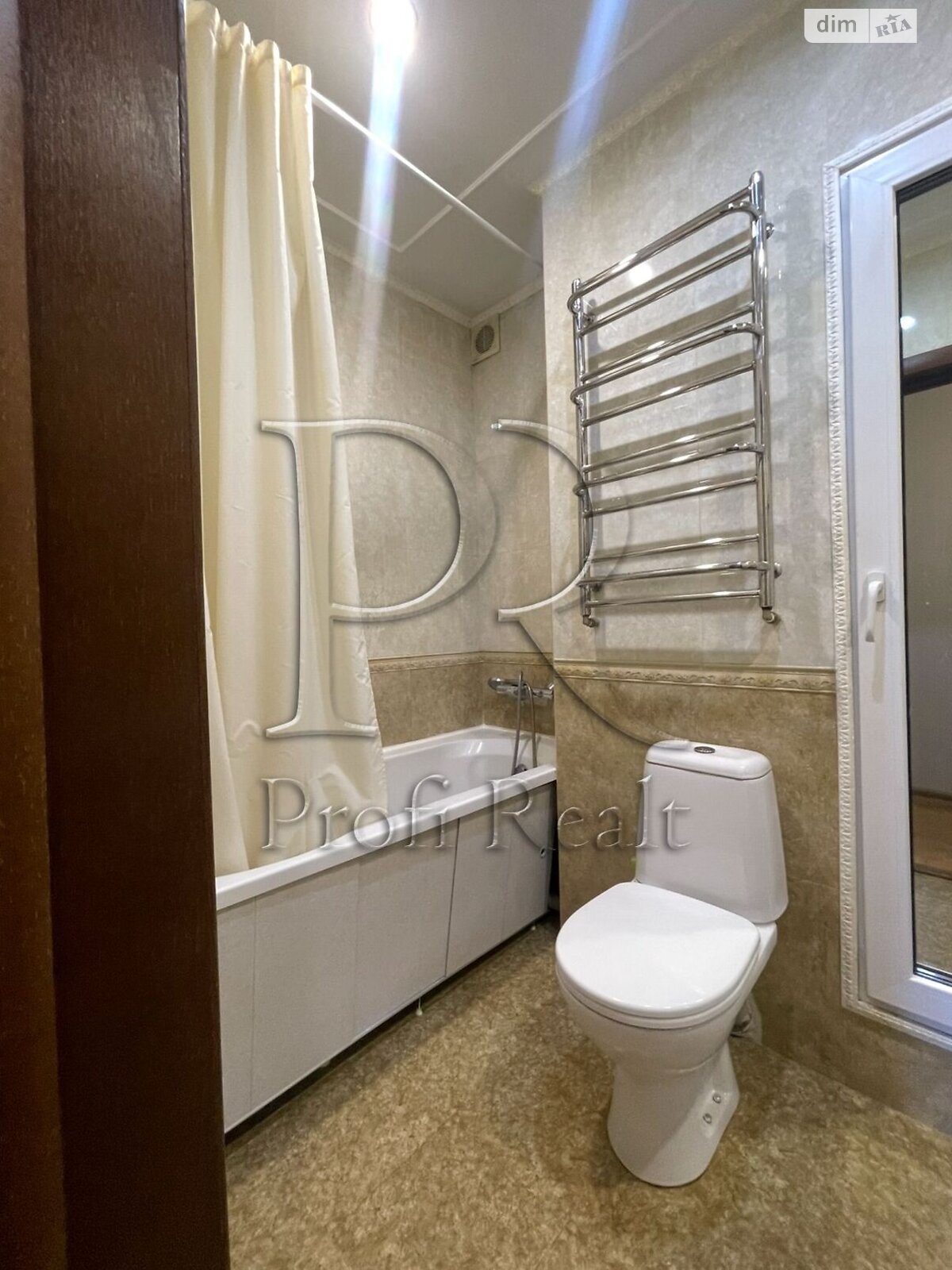 Продаж двокімнатної квартири в Києві, на вул. Генерала Генадія Воробйова 13Е, район Першотравневий Масив фото 1