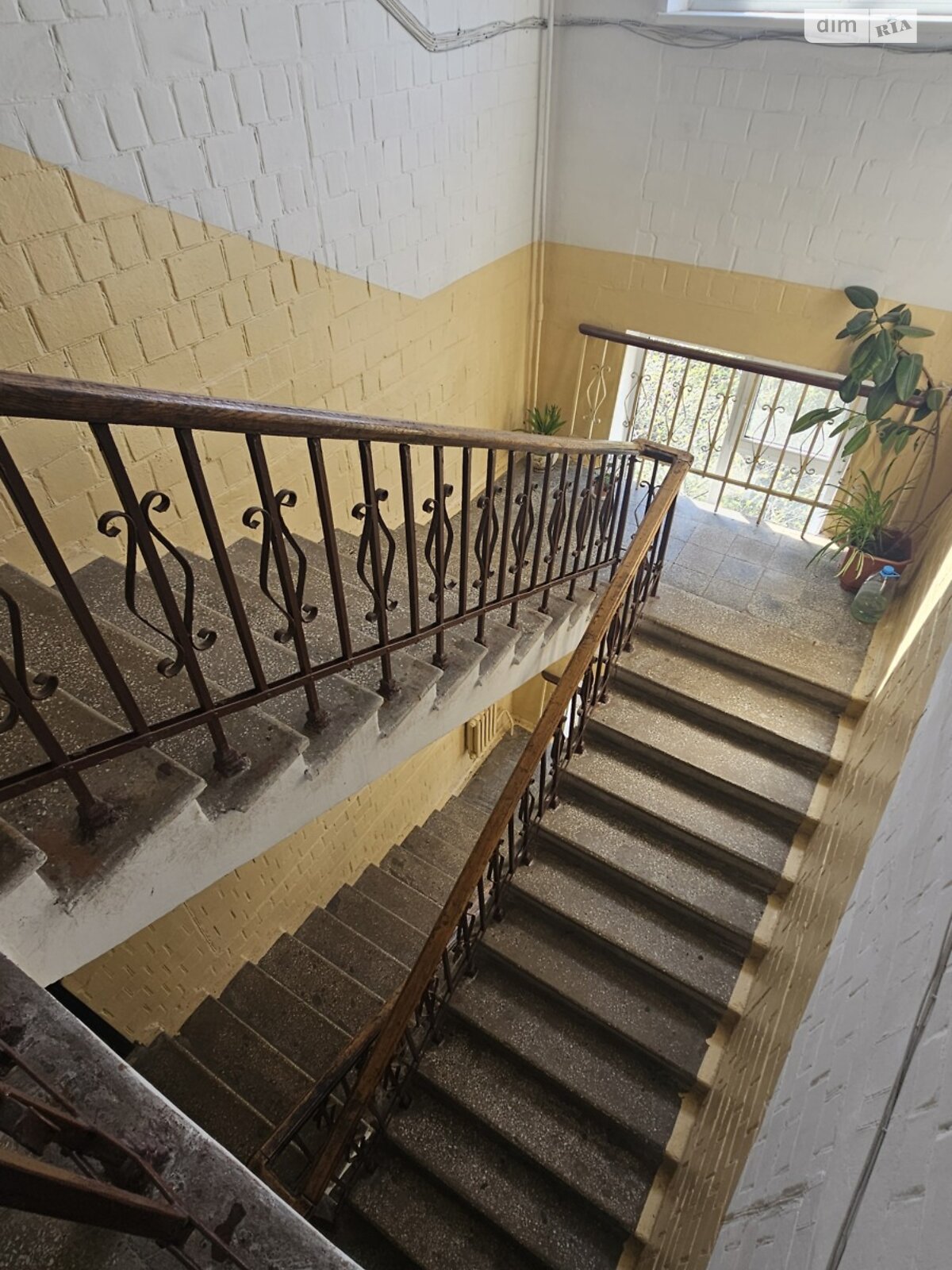 Продаж двокімнатної квартири в Києві, на вул. Івана Світличного 12/49, район Першотравневий Масив фото 1 Продаж двокімнатної квартири в Києві, на вул. Івана Світличного 12/49, район Першотравневий Масив фото 1