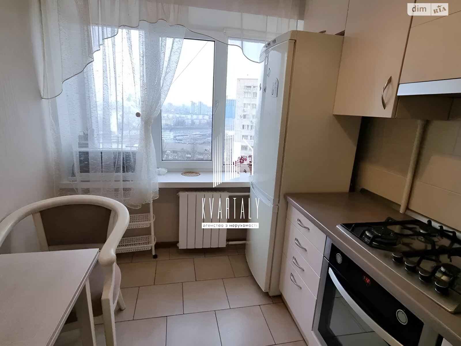 Продаж чотирикімнатної квартири в Києві, на вул. Карела Чапека 15, район Першотравневий Масив фото 1 Продаж чотирикімнатної квартири в Києві, на вул. Карела Чапека 15, район Першотравневий Масив фото 1