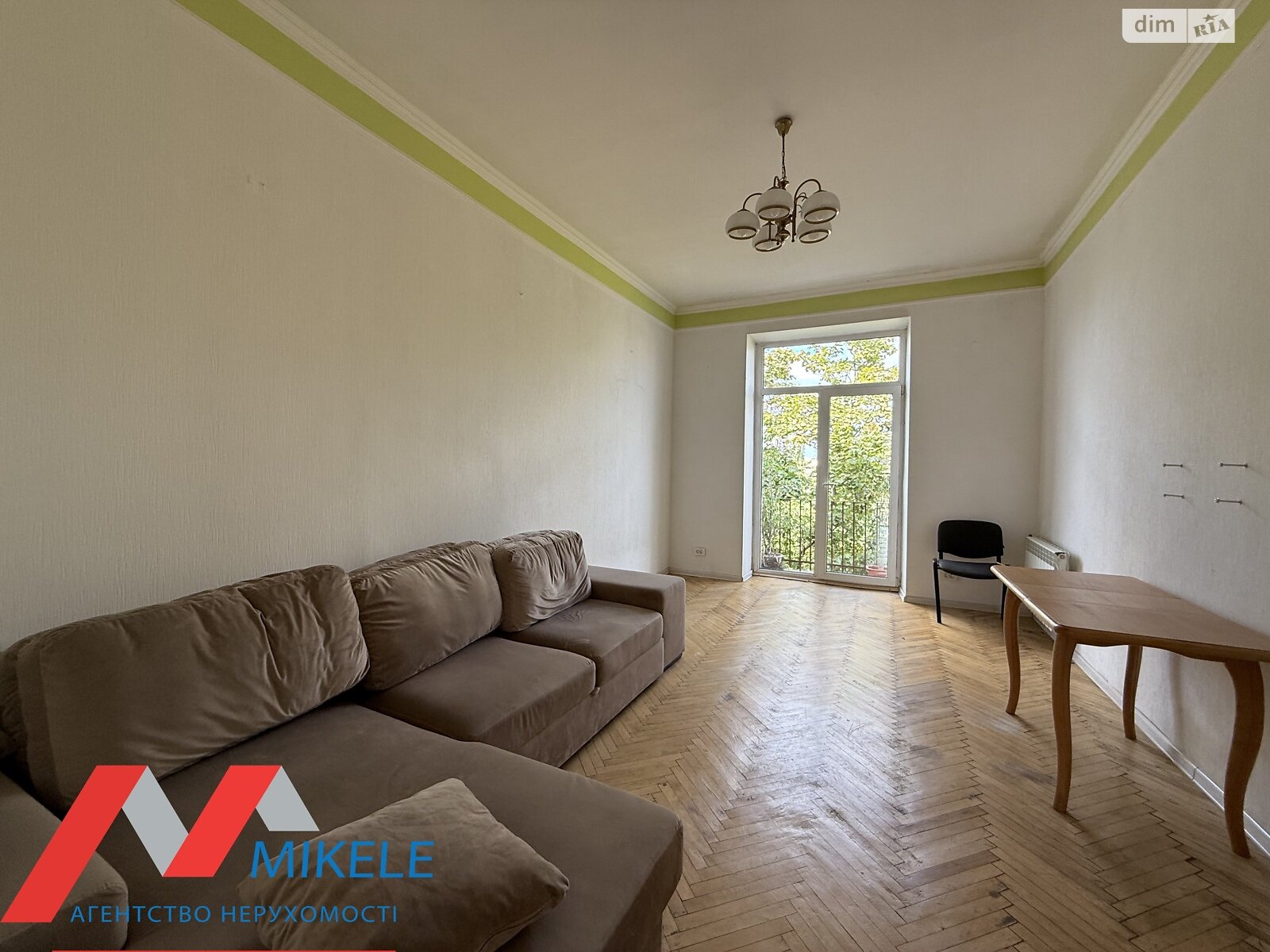 Продаж трикімнатної квартири в Києві, на вул. Лондонська 2, район Першотравневий Масив фото 1