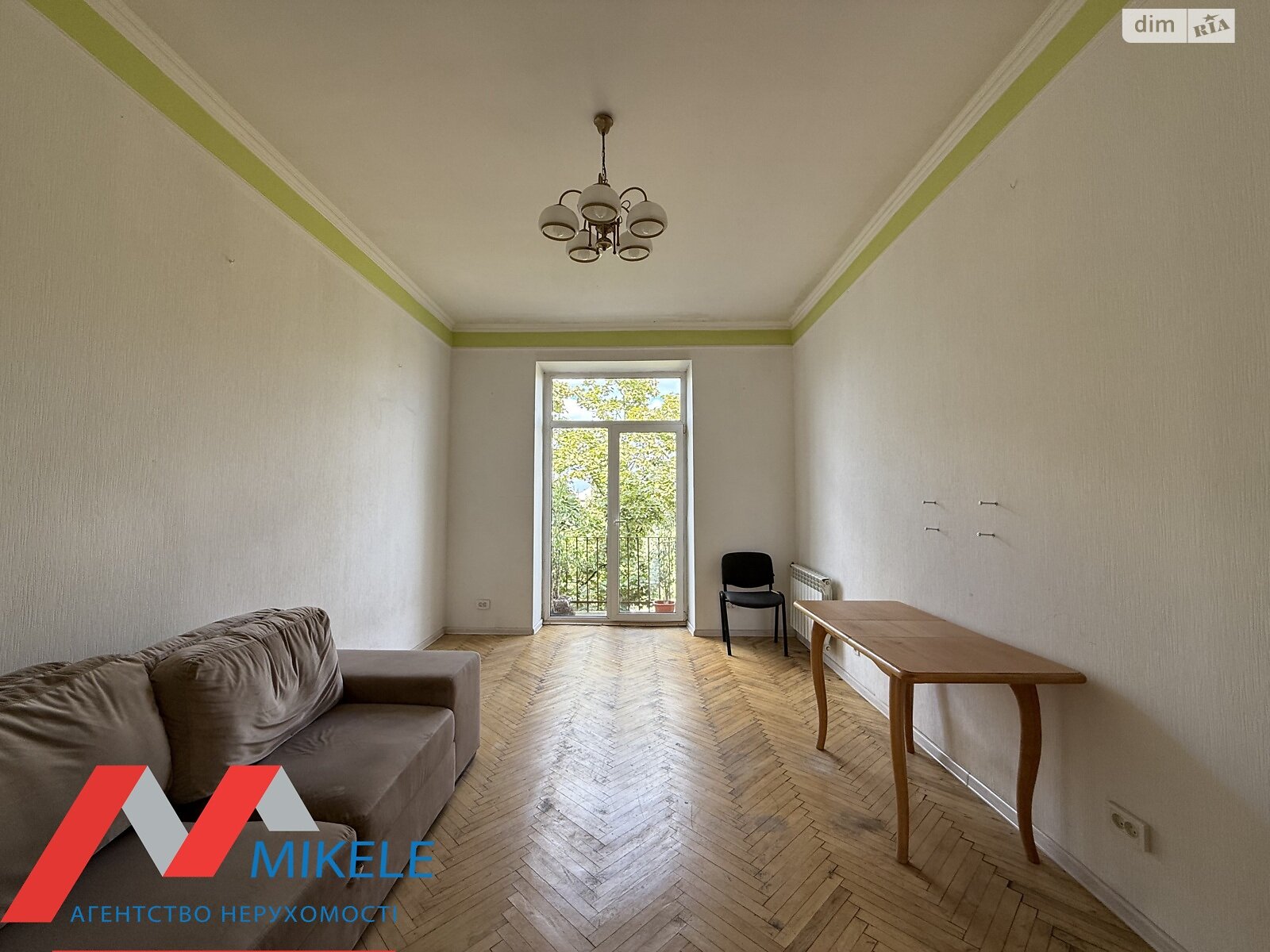 Продаж трикімнатної квартири в Києві, на вул. Лондонська 2, район Першотравневий Масив фото 1