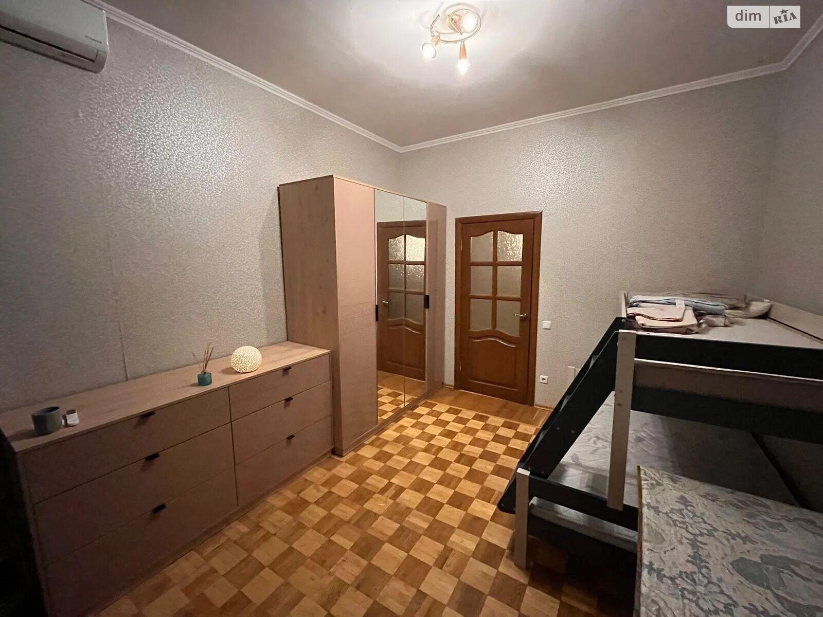 Продажа двухкомнатной квартиры в Киеве, на ул. Феодосия Печерского 14, район Первомайский Массив фото 1 Продажа двухкомнатной квартиры в Киеве, на ул. Феодосия Печерского 14, район Первомайский Массив фото 1