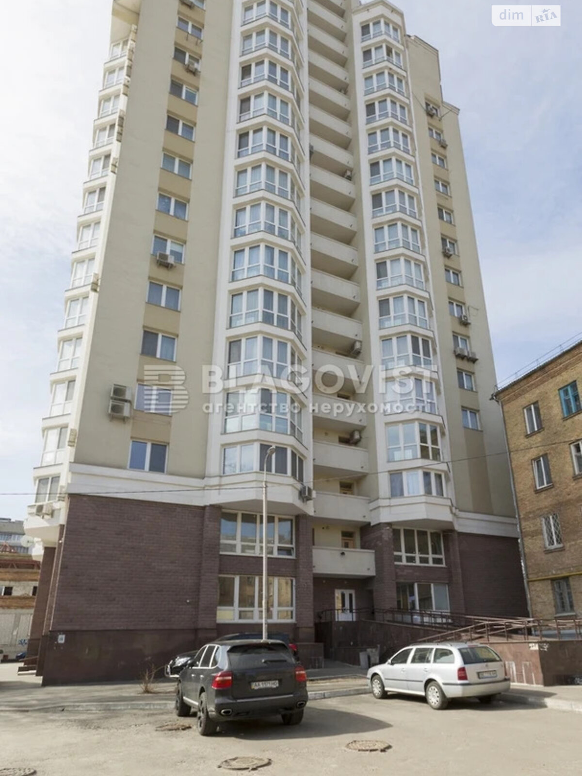 Продажа трехкомнатной квартиры в Киеве, на ул. Волынская 9А, район Первомайский Массив фото 1 Продажа трехкомнатной квартиры в Киеве, на ул. Волынская 9А, район Первомайский Массив фото 1
