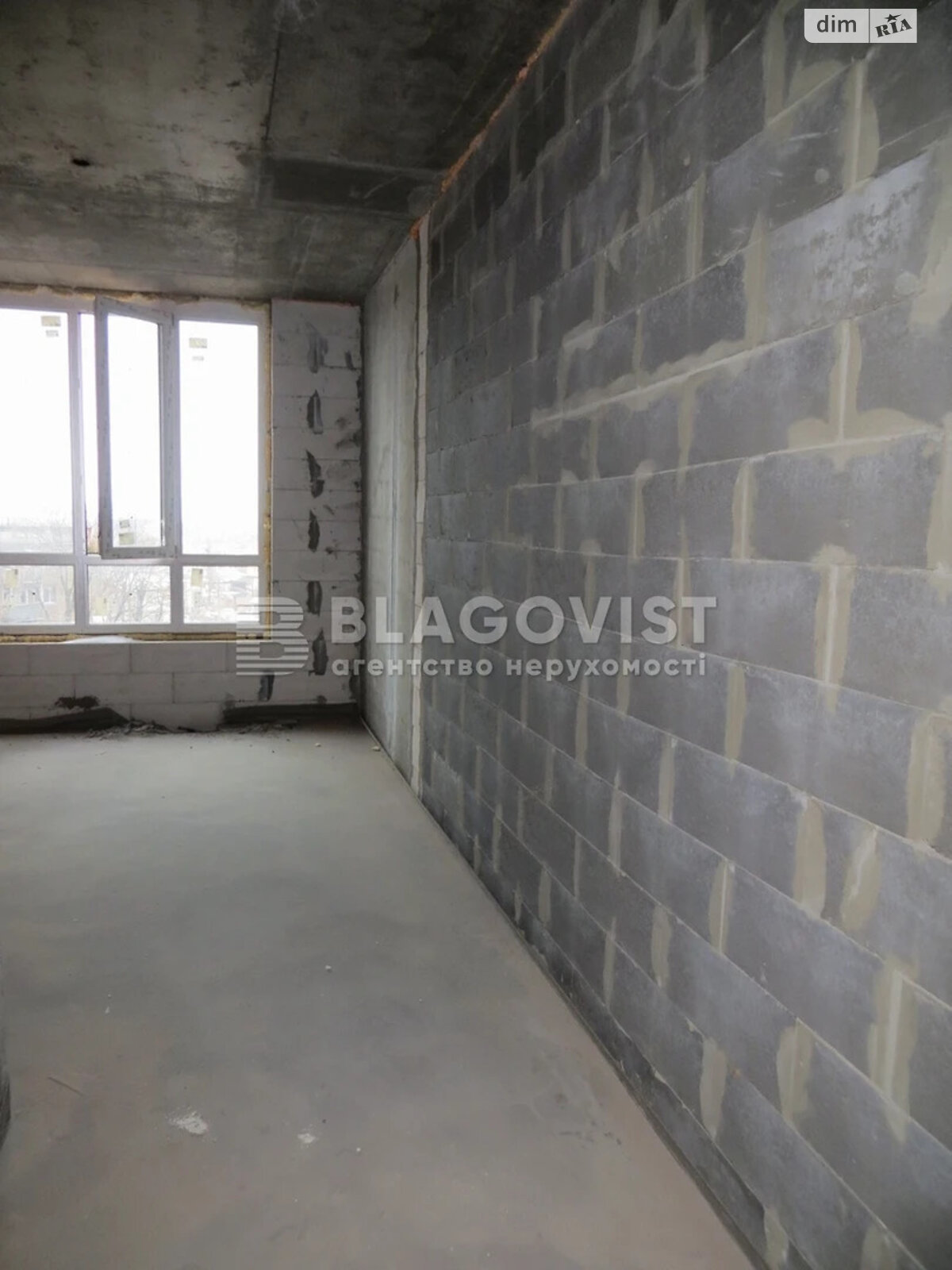 Продажа трехкомнатной квартиры в Киеве, на пл. Петра Кривоноса 17, фото 1 Продажа трехкомнатной квартиры в Киеве, на пл. Петра Кривоноса 17, фото 1