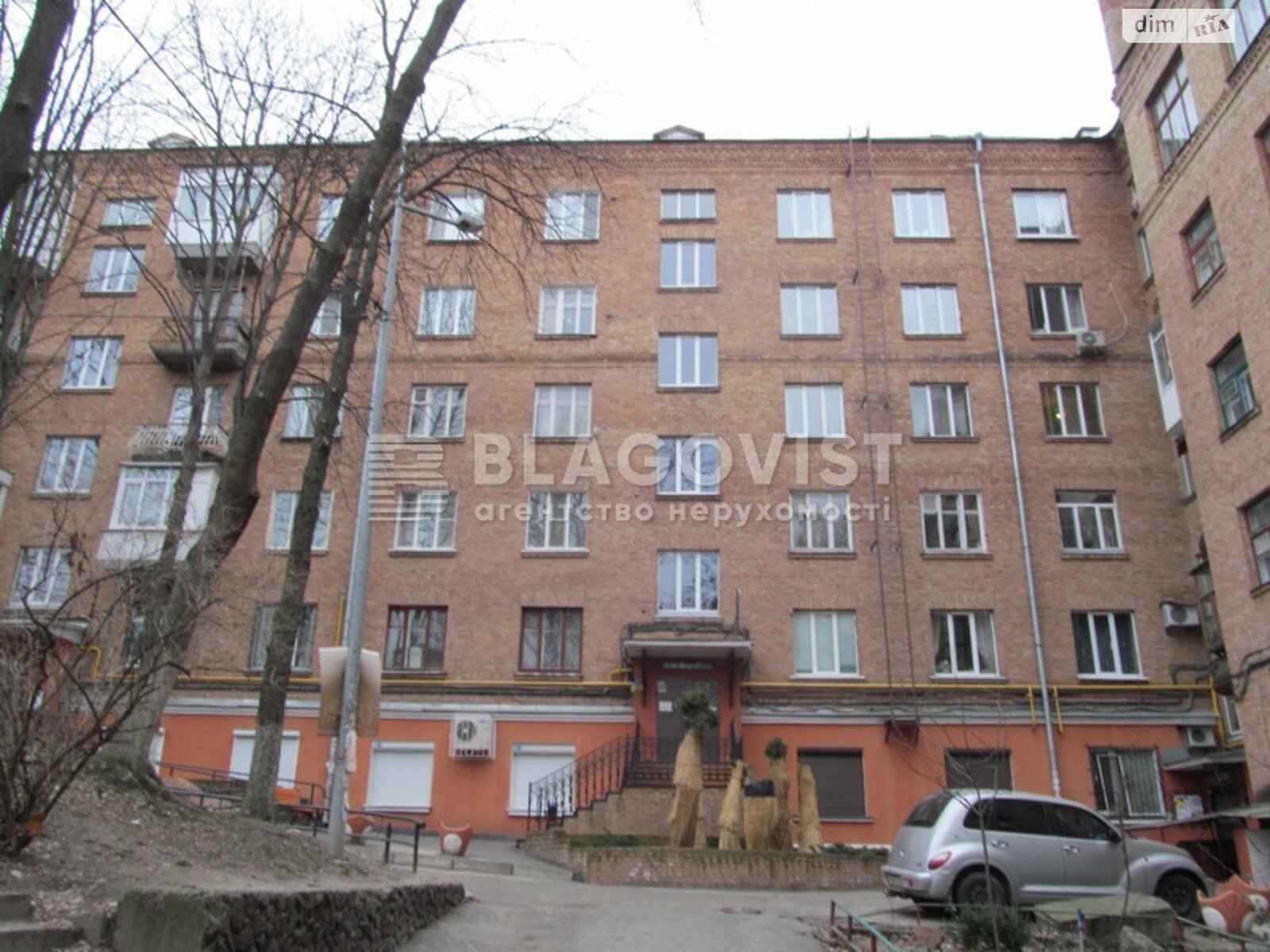Продажа двухкомнатной квартиры в Киеве, на бул. Николая Михновского 9, район Петровка фото 1
