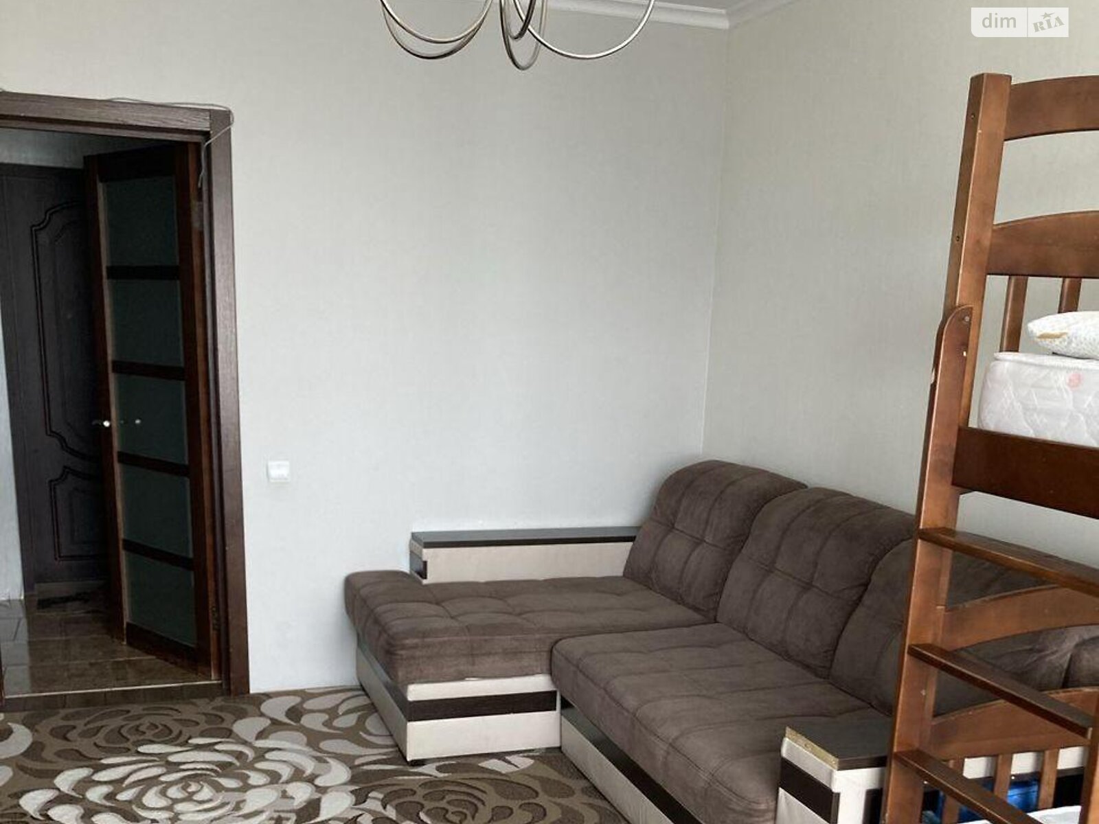 Продаж однокімнатної квартири в Києві, на вул. Юлії Здановської 36А, район Пирогів фото 1 Продаж однокімнатної квартири в Києві, на вул. Юлії Здановської 36А, район Пирогів фото 1
