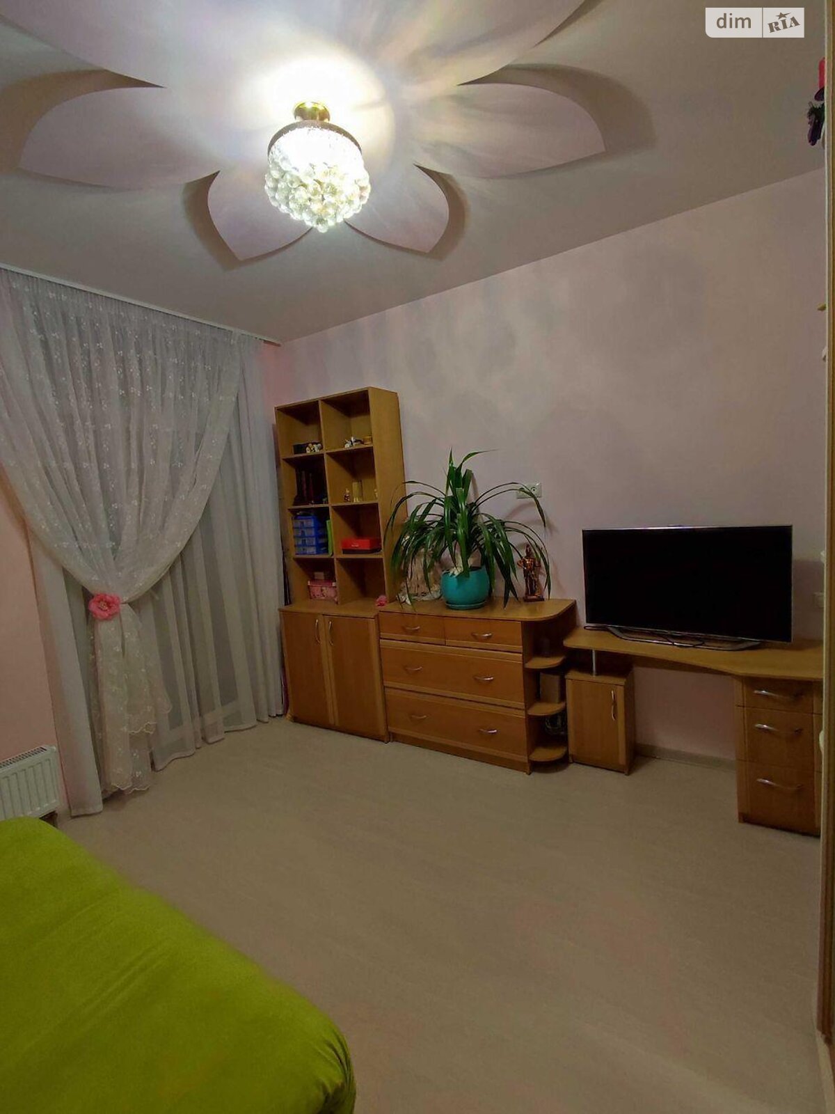 Продажа двухкомнатной квартиры в Киеве, на ул. Ракетная 24, район Пирогов фото 1