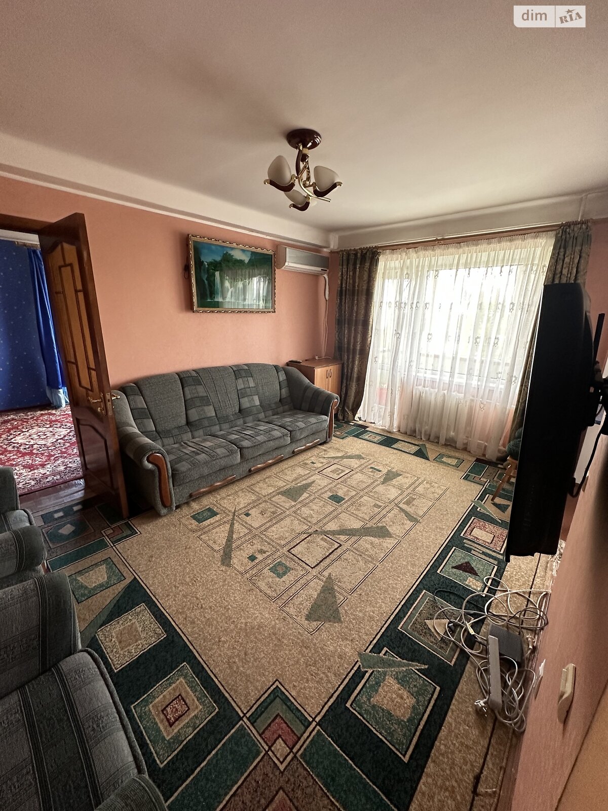 Продажа двухкомнатной квартиры в Киеве, на ул. Пироговский шлях 44, фото 1 Продажа двухкомнатной квартиры в Киеве, на ул. Пироговский шлях 44, фото 1