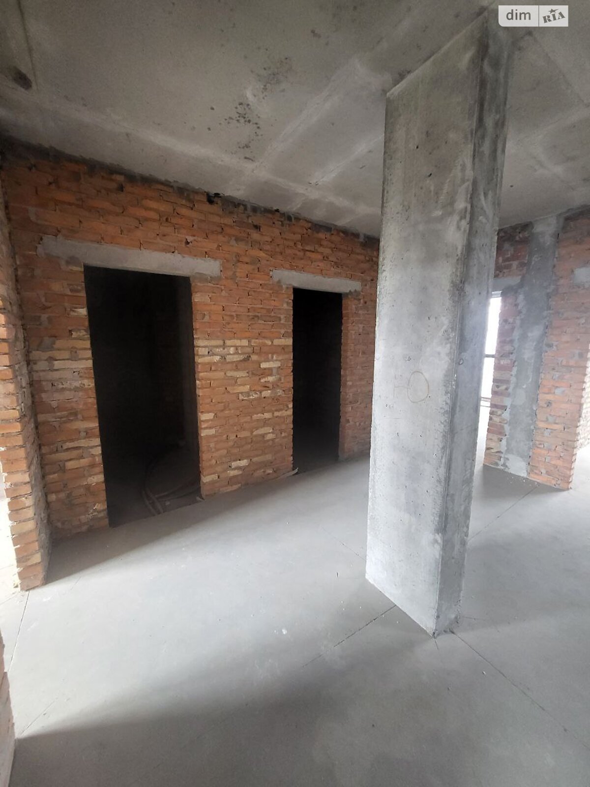 Продажа четырехкомнатной квартиры в Киеве, на ул. Набережно-Рыбальская 9, район Подол фото 1 Продажа четырехкомнатной квартиры в Киеве, на ул. Набережно-Рыбальская 9, район Подол фото 1