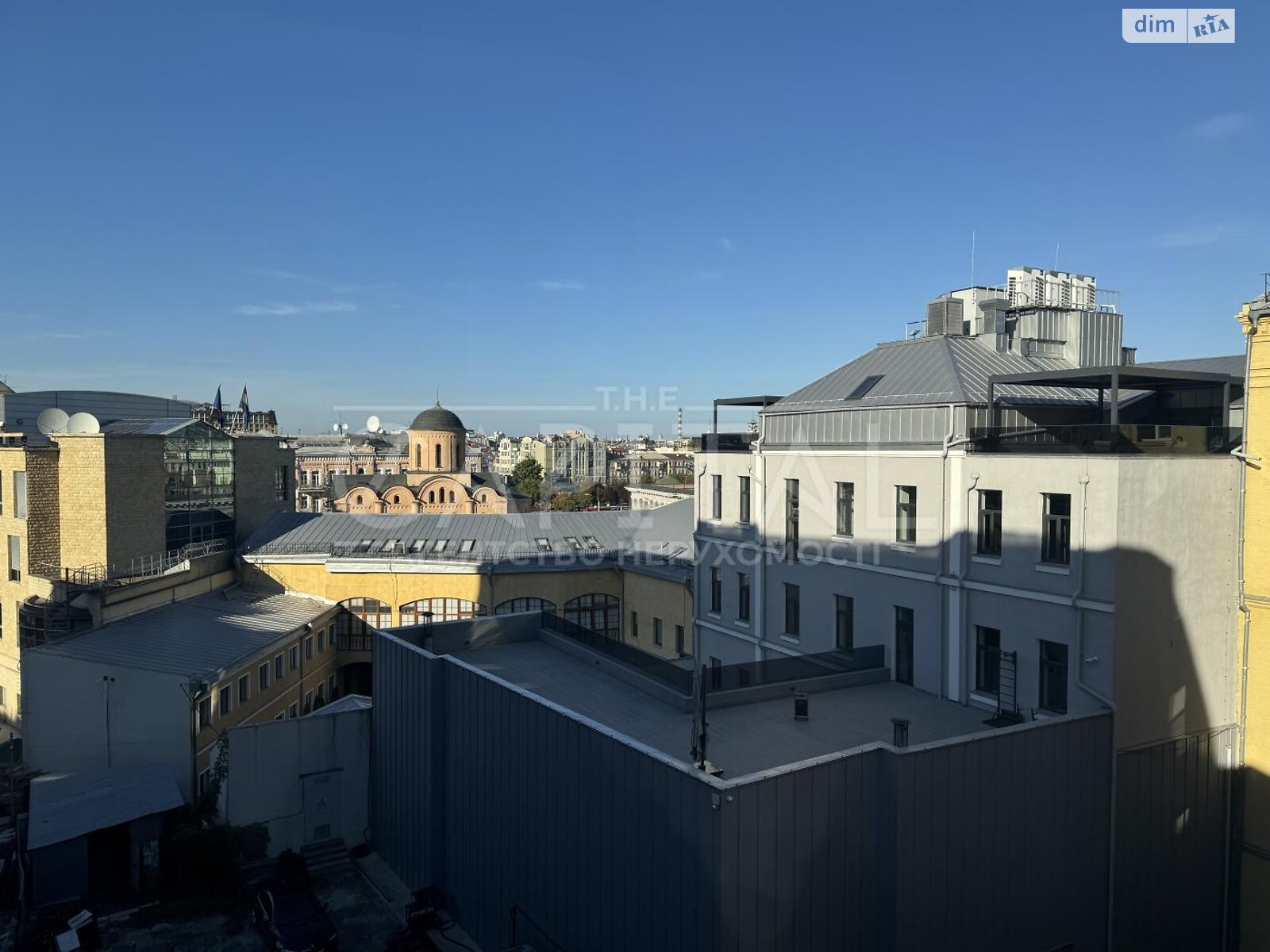 Продажа двухкомнатной квартиры в Киеве, на спуск Андреевский 2Г, район Подол фото 1 Продажа двухкомнатной квартиры в Киеве, на спуск Андреевский 2Г, район Подол фото 1