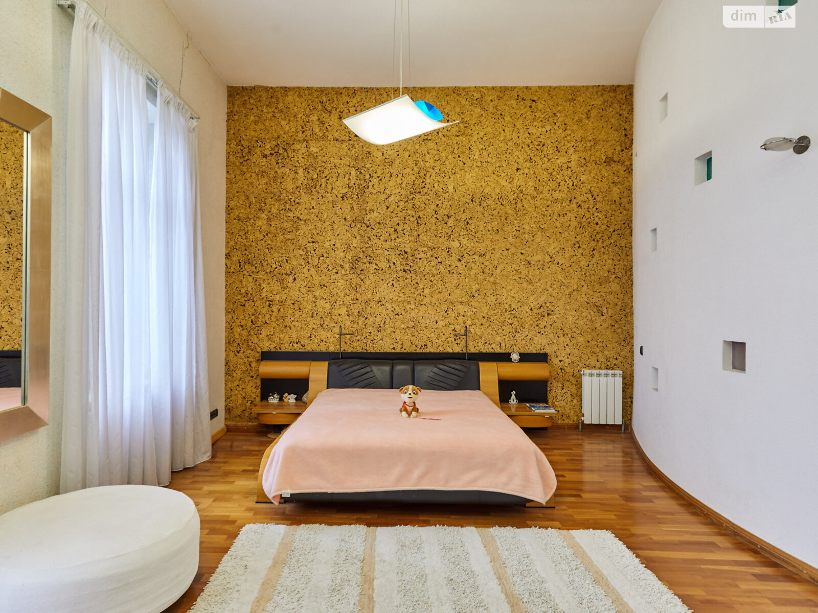 Продажа четырехкомнатной квартиры в Киеве, на спуск Андреевский 34, район Подол фото 1