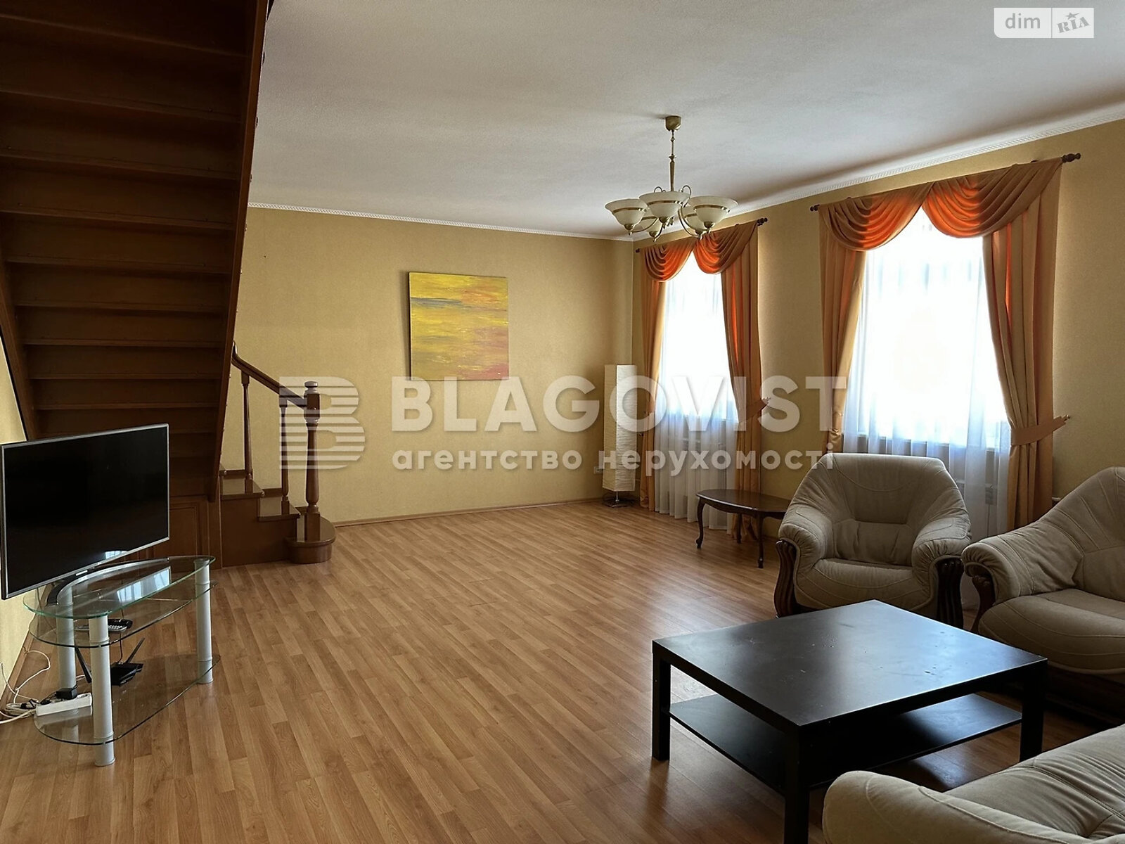 Продажа трехкомнатной квартиры в Киеве, на ул. Борисоглебская 16В, район Подол фото 1 Продажа трехкомнатной квартиры в Киеве, на ул. Борисоглебская 16В, район Подол фото 1