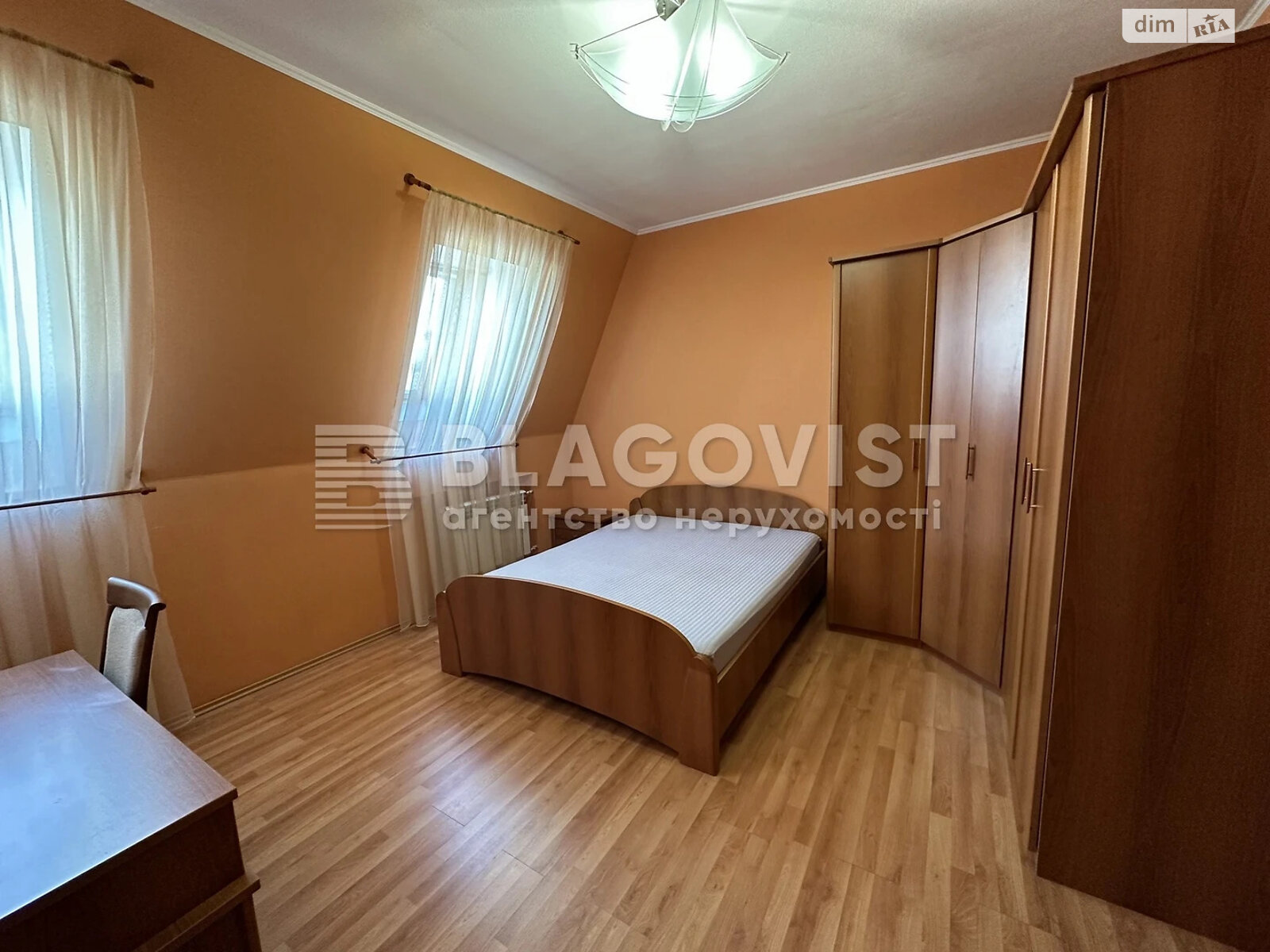 Продажа трехкомнатной квартиры в Киеве, на ул. Борисоглебская 16В, район Подол фото 1 Продажа трехкомнатной квартиры в Киеве, на ул. Борисоглебская 16В, район Подол фото 1