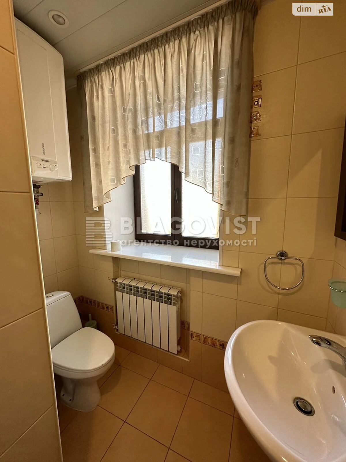 Продажа трехкомнатной квартиры в Киеве, на ул. Борисоглебская 16В, район Подол фото 1 Продажа трехкомнатной квартиры в Киеве, на ул. Борисоглебская 16В, район Подол фото 1