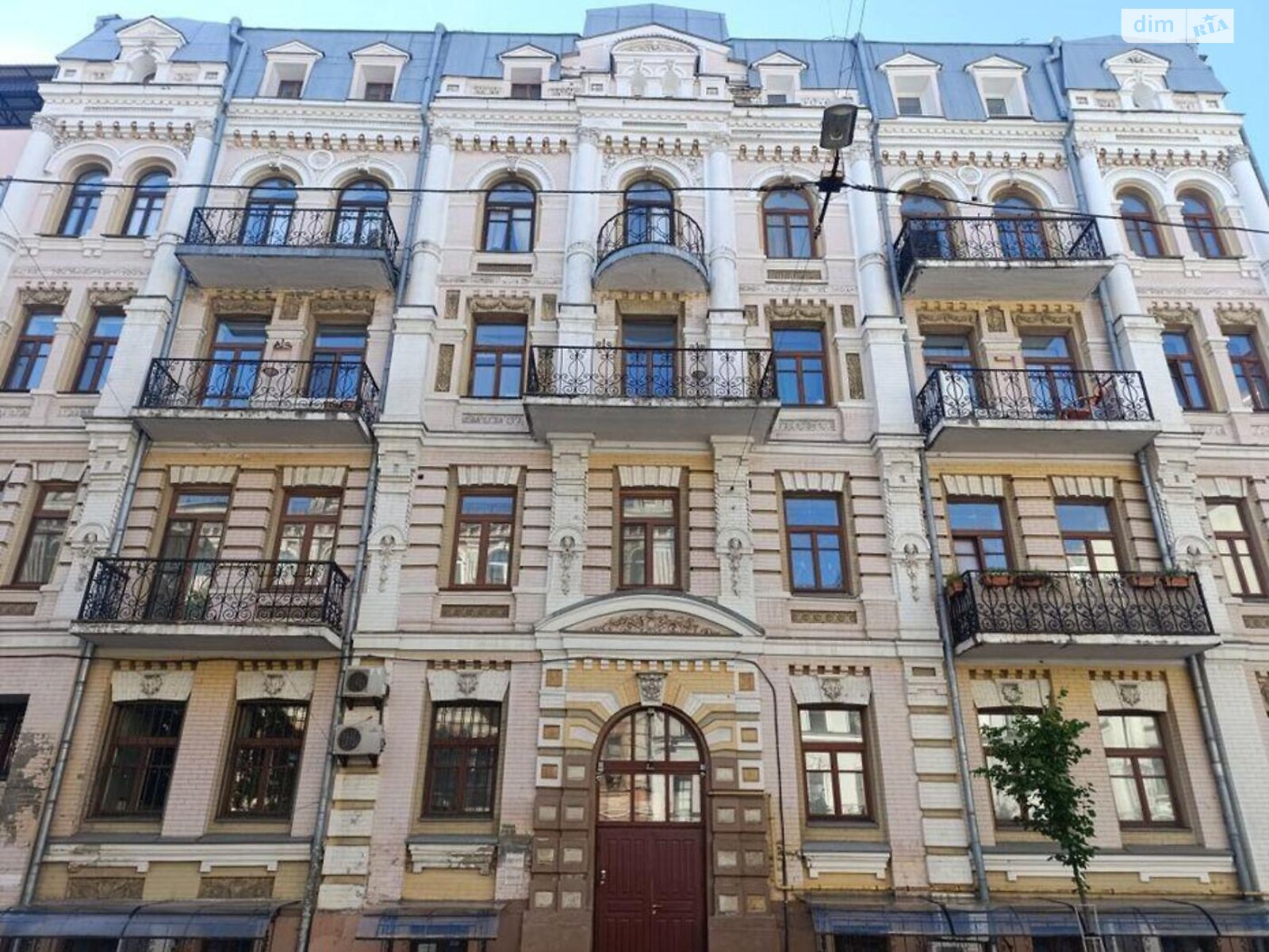 Продажа однокомнатной квартиры в Киеве, на ул. Борисоглебская 16А, район Подол фото 1 Продажа однокомнатной квартиры в Киеве, на ул. Борисоглебская 16А, район Подол фото 1