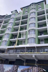 Продажа трехкомнатной квартиры в Киеве, на ул. Дегтярная 19, район Подол фото 2