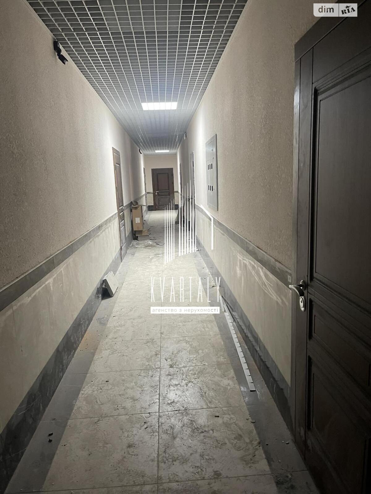 Продажа трехкомнатной квартиры в Киеве, на ул. Дегтярная 19, район Подол фото 1 Продажа трехкомнатной квартиры в Киеве, на ул. Дегтярная 19, район Подол фото 1