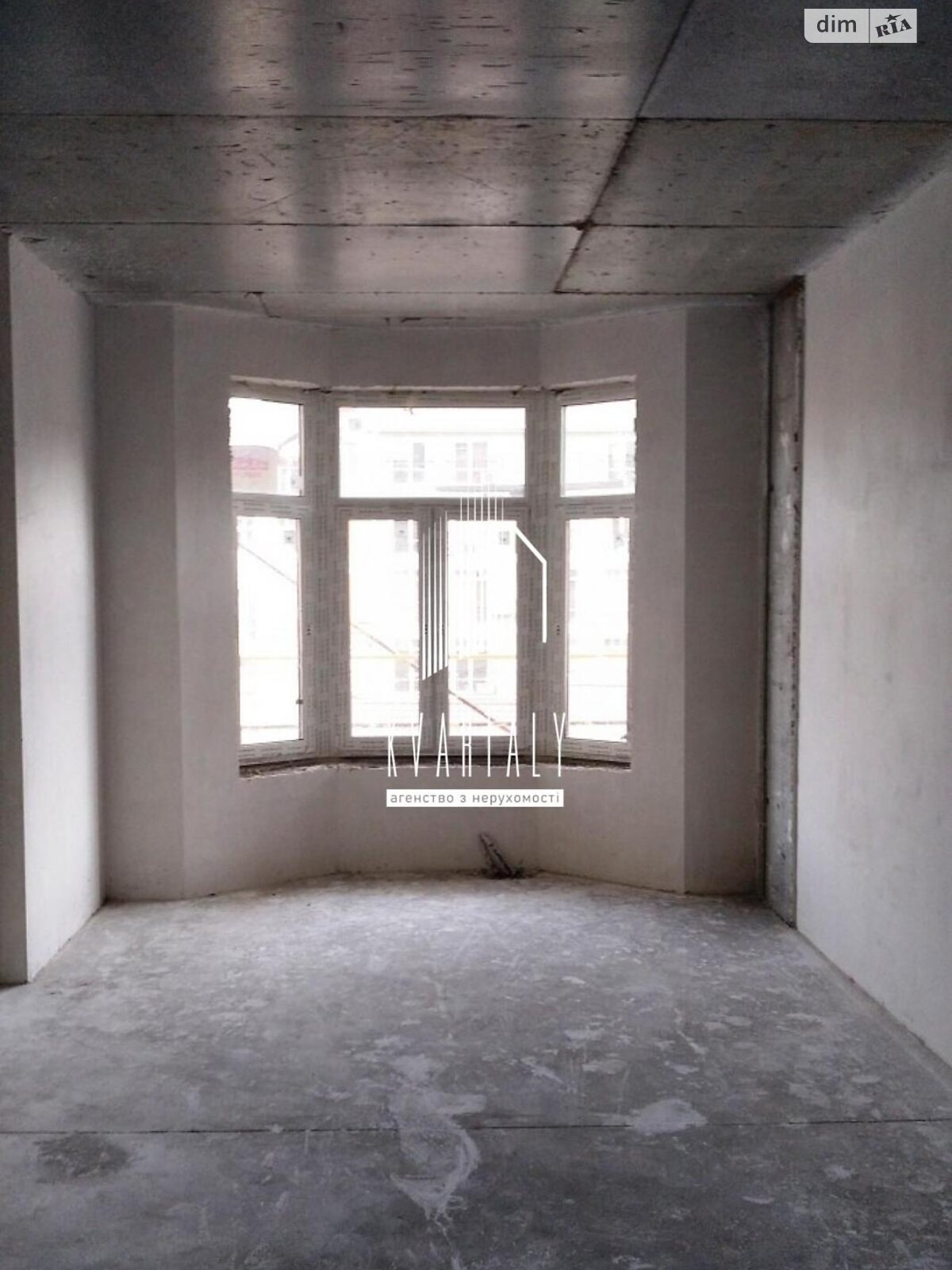 Продажа трехкомнатной квартиры в Киеве, на ул. Дегтярная 19, район Подол фото 1 Продажа трехкомнатной квартиры в Киеве, на ул. Дегтярная 19, район Подол фото 1