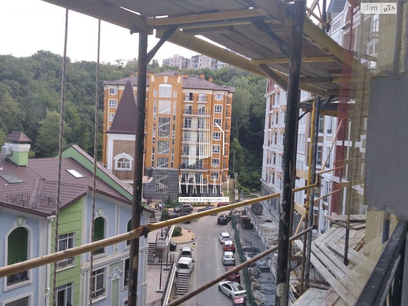 Продажа трехкомнатной квартиры в Киеве, на ул. Дегтярная 19, район Подол фото 1 Продажа трехкомнатной квартиры в Киеве, на ул. Дегтярная 19, район Подол фото 1
