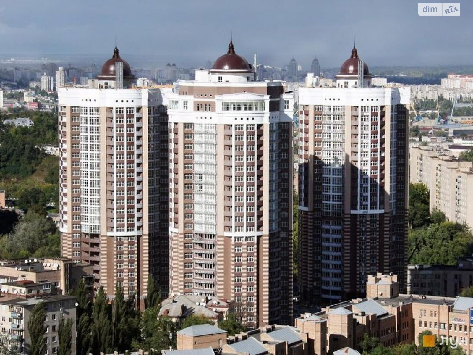 Продаж трикімнатної квартири в Києві, на вул. Глибочицька 32А, район Поділ фото 1 Продаж трикімнатної квартири в Києві, на вул. Глибочицька 32А, район Поділ фото 1
