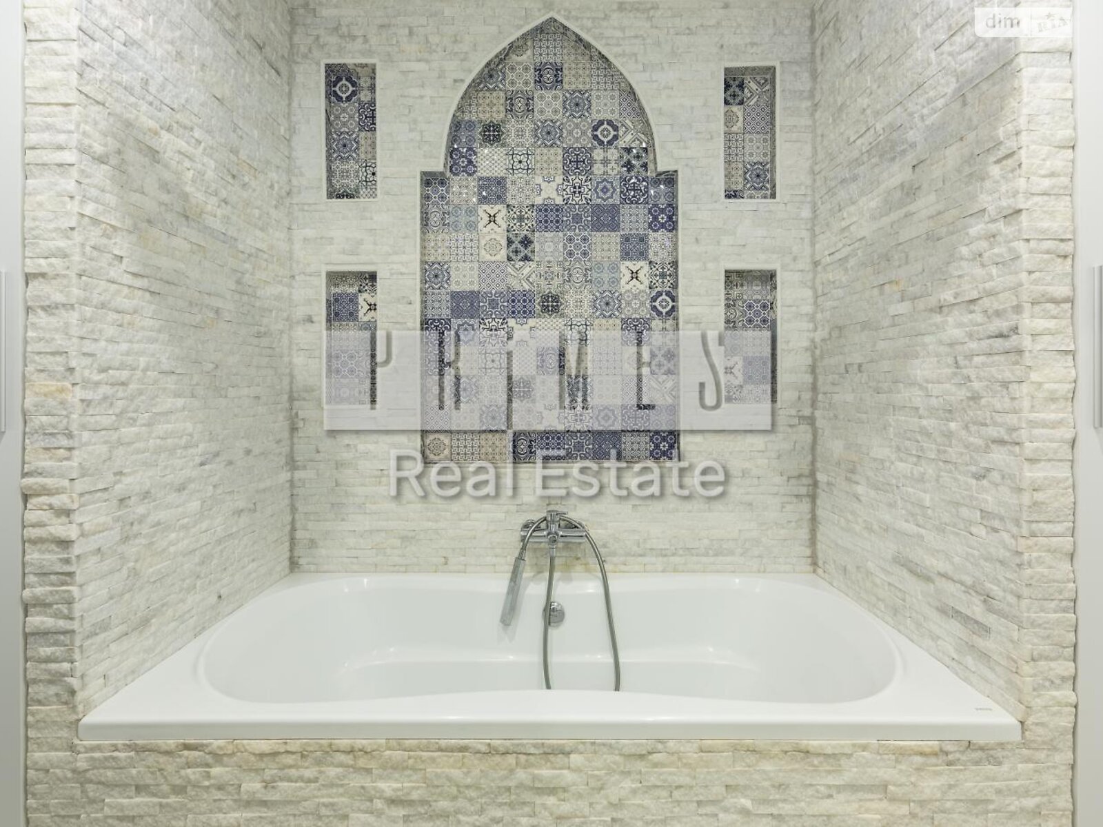 Продажа двухкомнатной квартиры в Киеве, на ул. Глубочицкая 73-77, район Подол фото 1 Продажа двухкомнатной квартиры в Киеве, на ул. Глубочицкая 73-77, район Подол фото 1