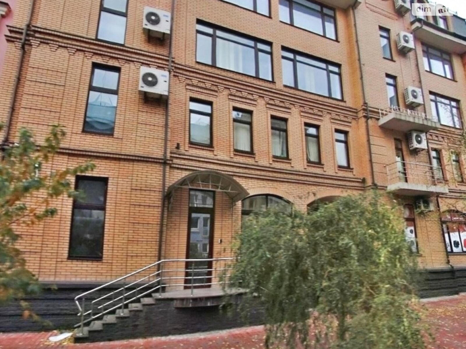 Продажа трехкомнатной квартиры в Киеве, на ул. Хорива 39-41, район Подол фото 1 Продажа трехкомнатной квартиры в Киеве, на ул. Хорива 39-41, район Подол фото 1