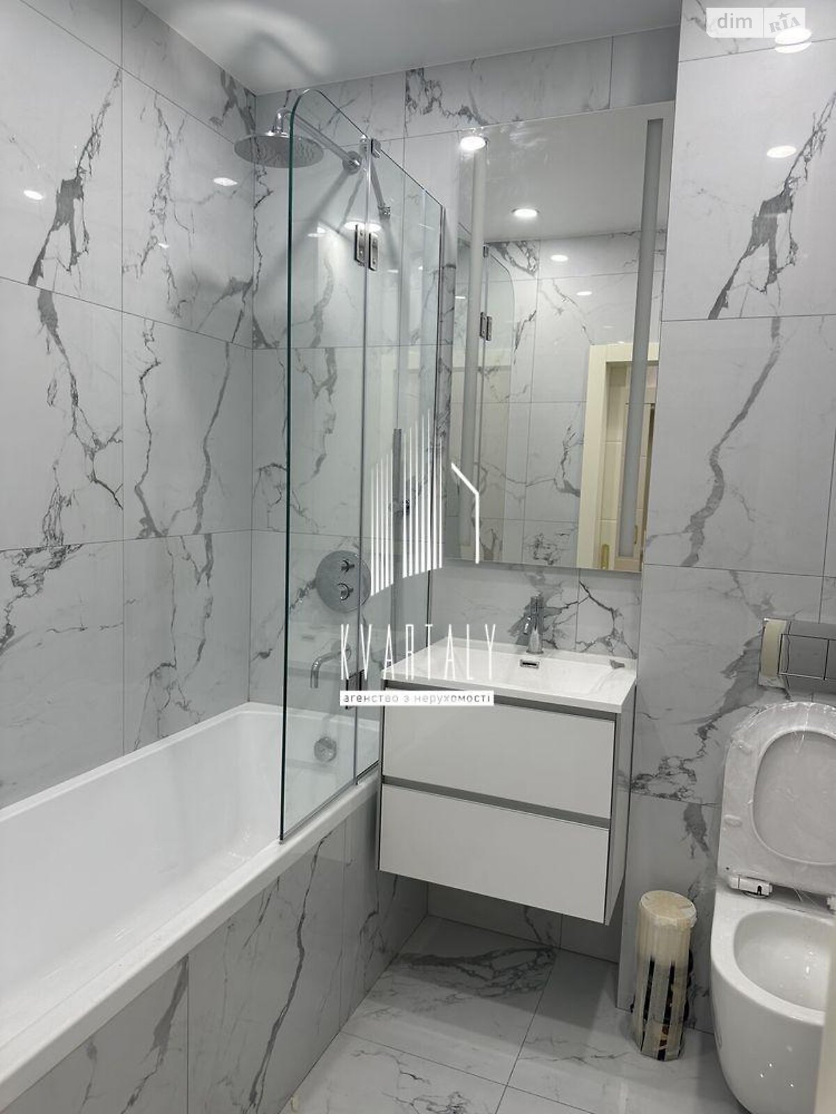 Продаж однокімнатної квартири в Києві, на вул. Кирилівська 37А, район Поділ фото 1 Продаж однокімнатної квартири в Києві, на вул. Кирилівська 37А, район Поділ фото 1
