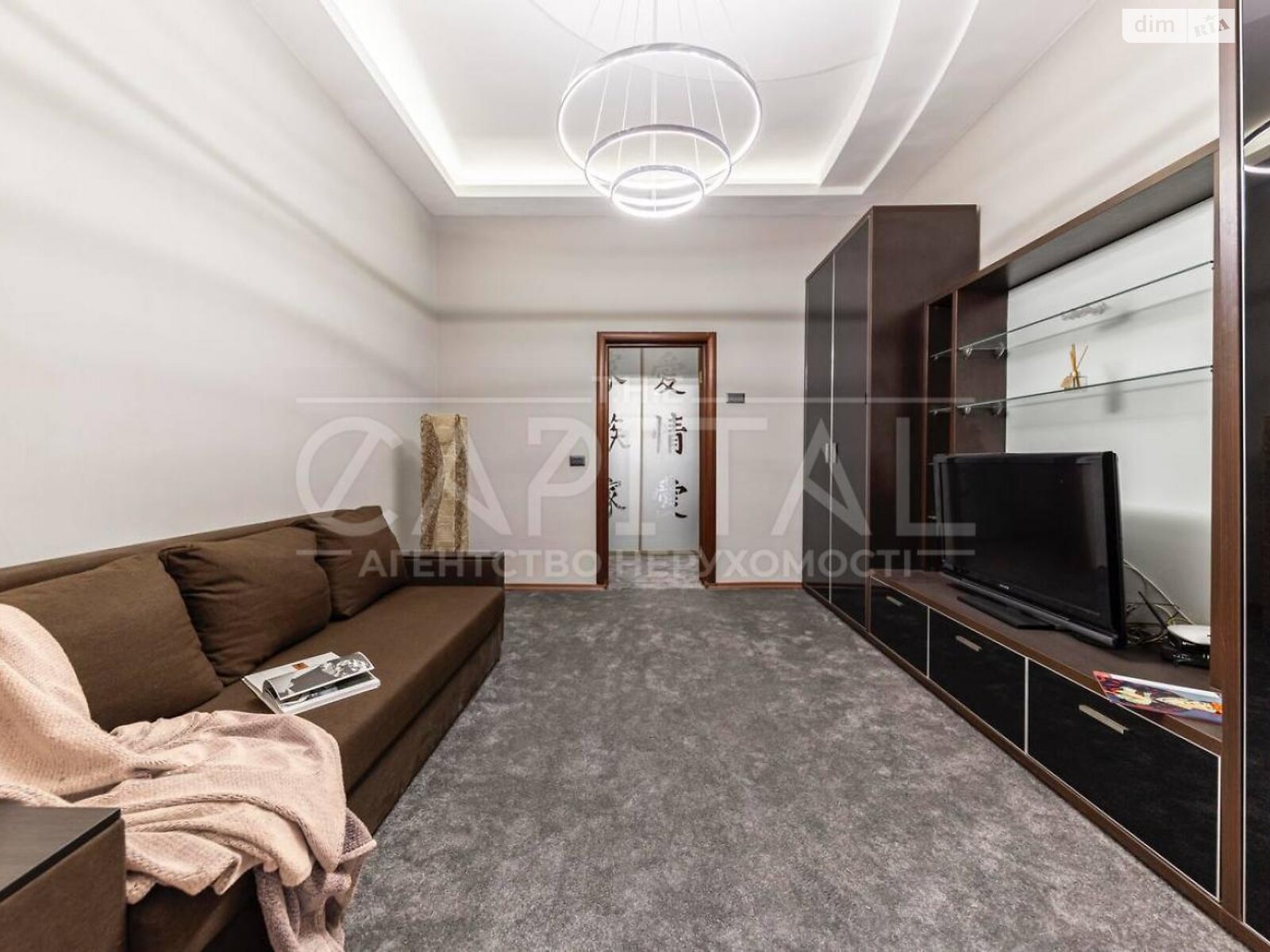 Продаж трикімнатної квартири в Києві, на вул. Межигірська 32А, район Поділ фото 1 Продаж трикімнатної квартири в Києві, на вул. Межигірська 32А, район Поділ фото 1