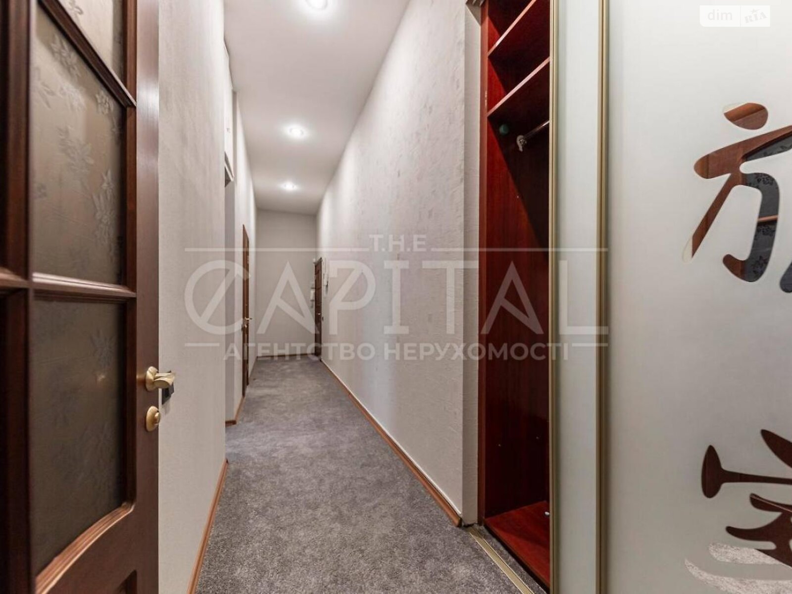 Продаж трикімнатної квартири в Києві, на вул. Межигірська 32А, район Поділ фото 1 Продаж трикімнатної квартири в Києві, на вул. Межигірська 32А, район Поділ фото 1