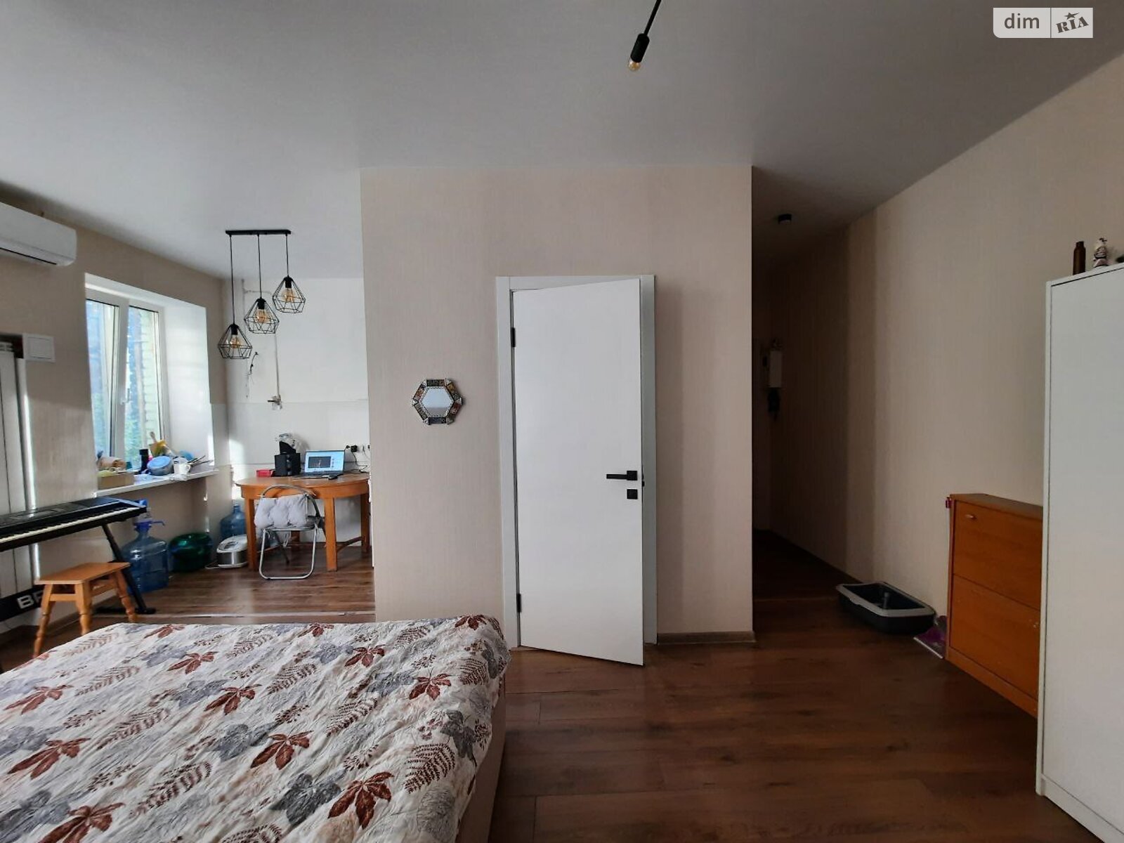 Продаж однокімнатної квартири в Києві, на вул. Набережно-Хрещатицька 33, район Поділ фото 1 Продаж однокімнатної квартири в Києві, на вул. Набережно-Хрещатицька 33, район Поділ фото 1