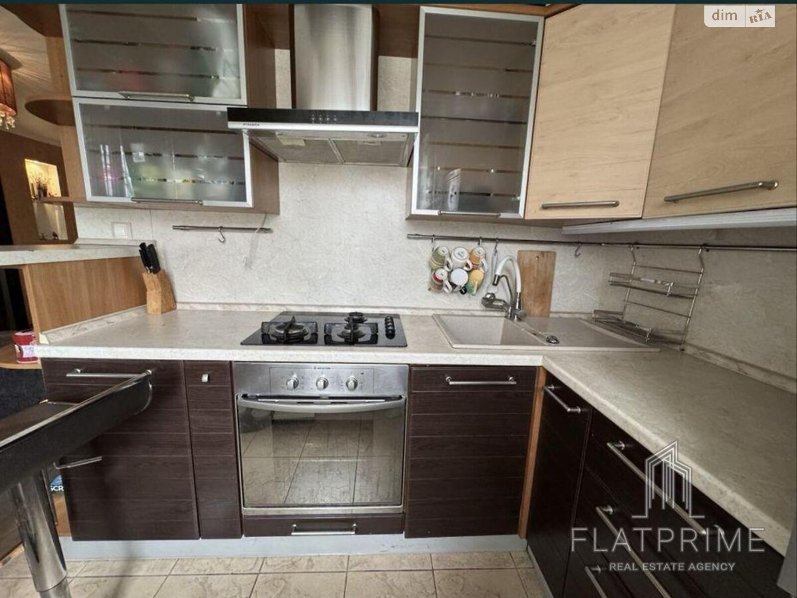 Продаж двокімнатної квартири в Києві, на вул. Набережно-Хрещатицька 35А, район Поділ фото 1 Продаж двокімнатної квартири в Києві, на вул. Набережно-Хрещатицька 35А, район Поділ фото 1