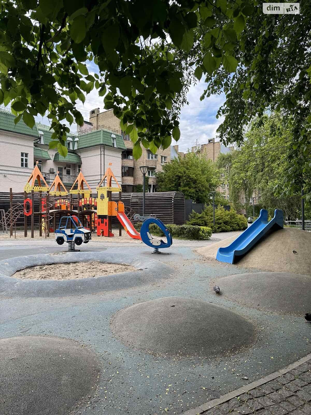 Продаж двокімнатної квартири в Києві, на вул. Набережно-Хрещатицька 33, район Поділ фото 1 Продаж двокімнатної квартири в Києві, на вул. Набережно-Хрещатицька 33, район Поділ фото 1