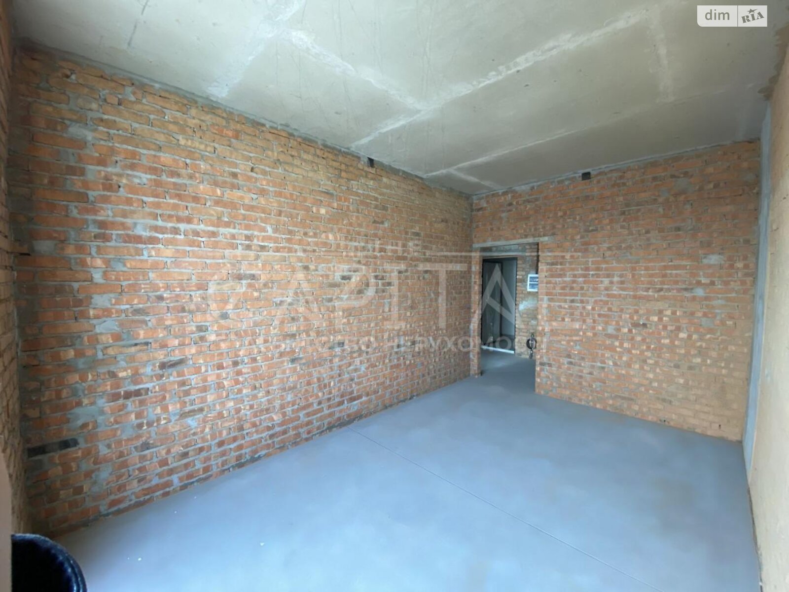 Продажа однокомнатной квартиры в Киеве, на ул. Набережно-Крещатицкая 21, район Подол фото 1 Продажа однокомнатной квартиры в Киеве, на ул. Набережно-Крещатицкая 21, район Подол фото 1