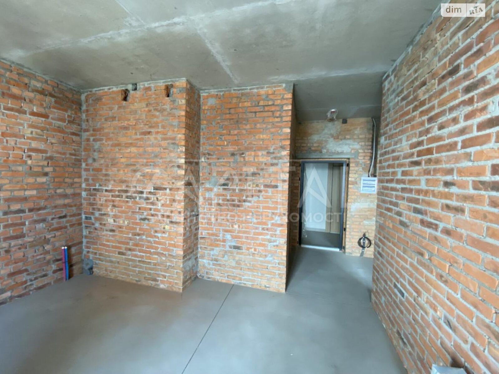 Продажа однокомнатной квартиры в Киеве, на ул. Набережно-Крещатицкая 21, район Подол фото 1 Продажа однокомнатной квартиры в Киеве, на ул. Набережно-Крещатицкая 21, район Подол фото 1