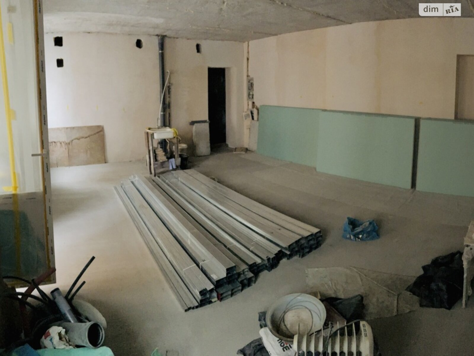 Продажа двухкомнатной квартиры в Киеве, на ул. Набережно-Луговая 3, район Подол фото 1 Продажа двухкомнатной квартиры в Киеве, на ул. Набережно-Луговая 3, район Подол фото 1