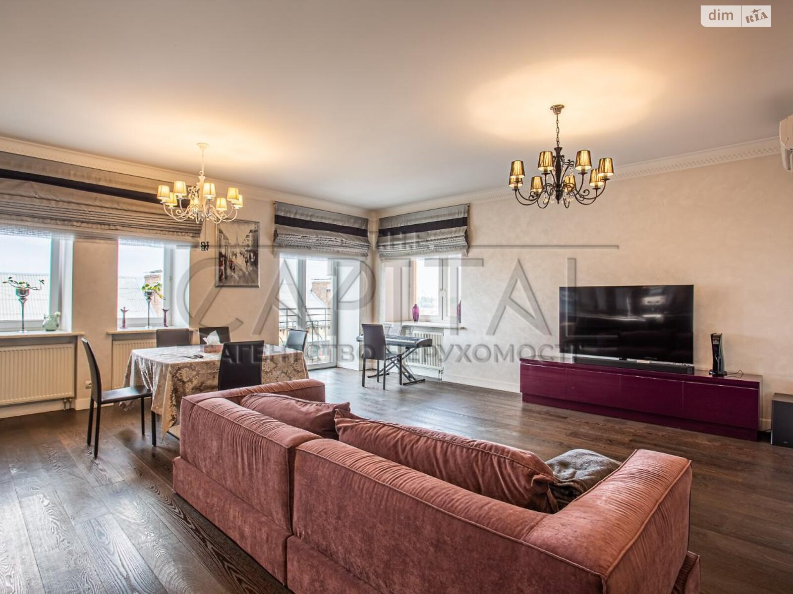 двоповерховий будинок з гаражем, 35 кв. м, цегла. Продаж у Видрові Доли фото 1 двоповерховий будинок з гаражем, 35 кв. м, цегла. Продаж у Видрові Доли фото 1