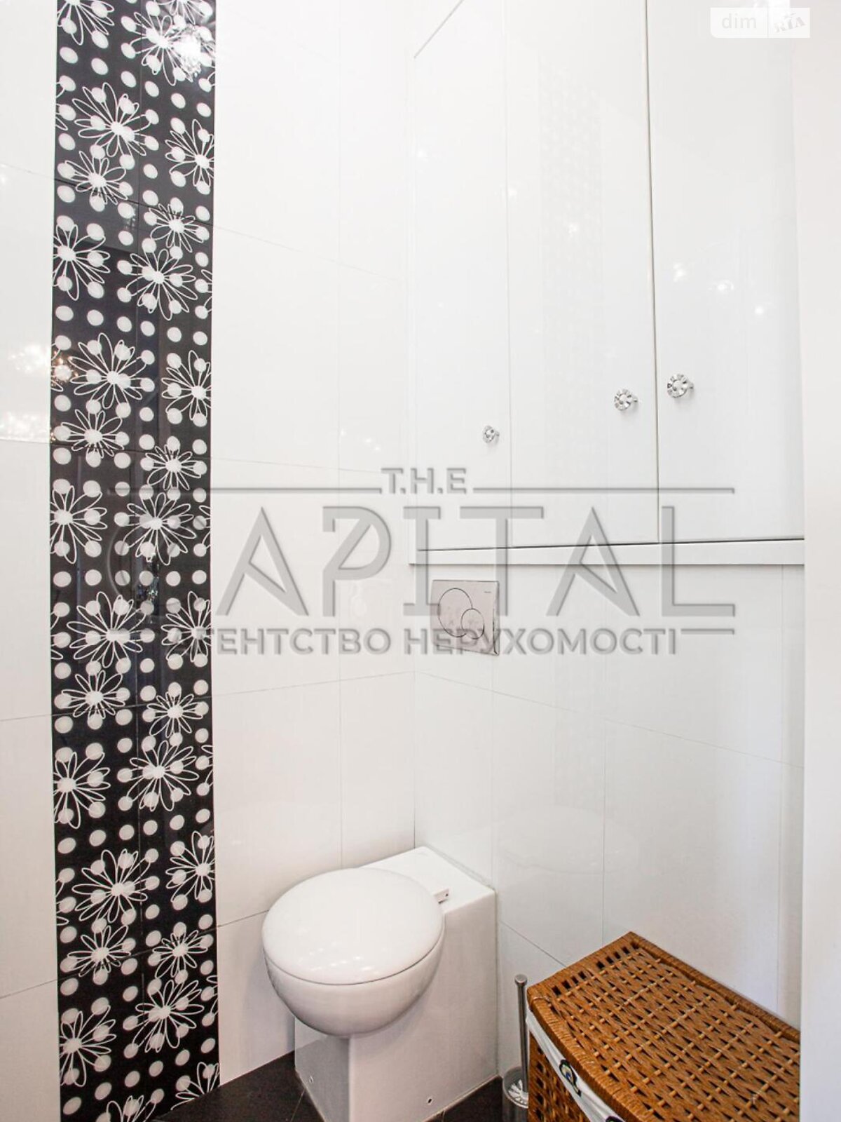двоповерховий будинок з гаражем, 35 кв. м, цегла. Продаж у Видрові Доли фото 1 двоповерховий будинок з гаражем, 35 кв. м, цегла. Продаж у Видрові Доли фото 1