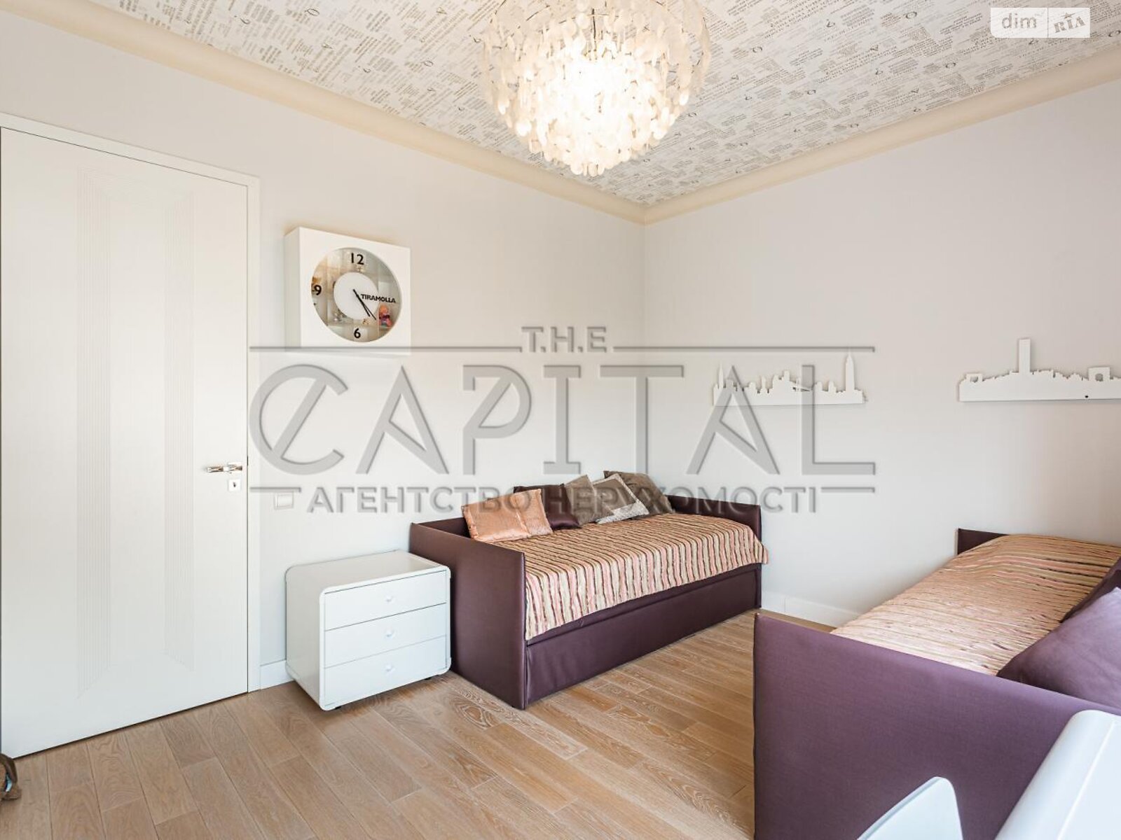 двоповерховий будинок з гаражем, 35 кв. м, цегла. Продаж у Видрові Доли фото 1 двоповерховий будинок з гаражем, 35 кв. м, цегла. Продаж у Видрові Доли фото 1